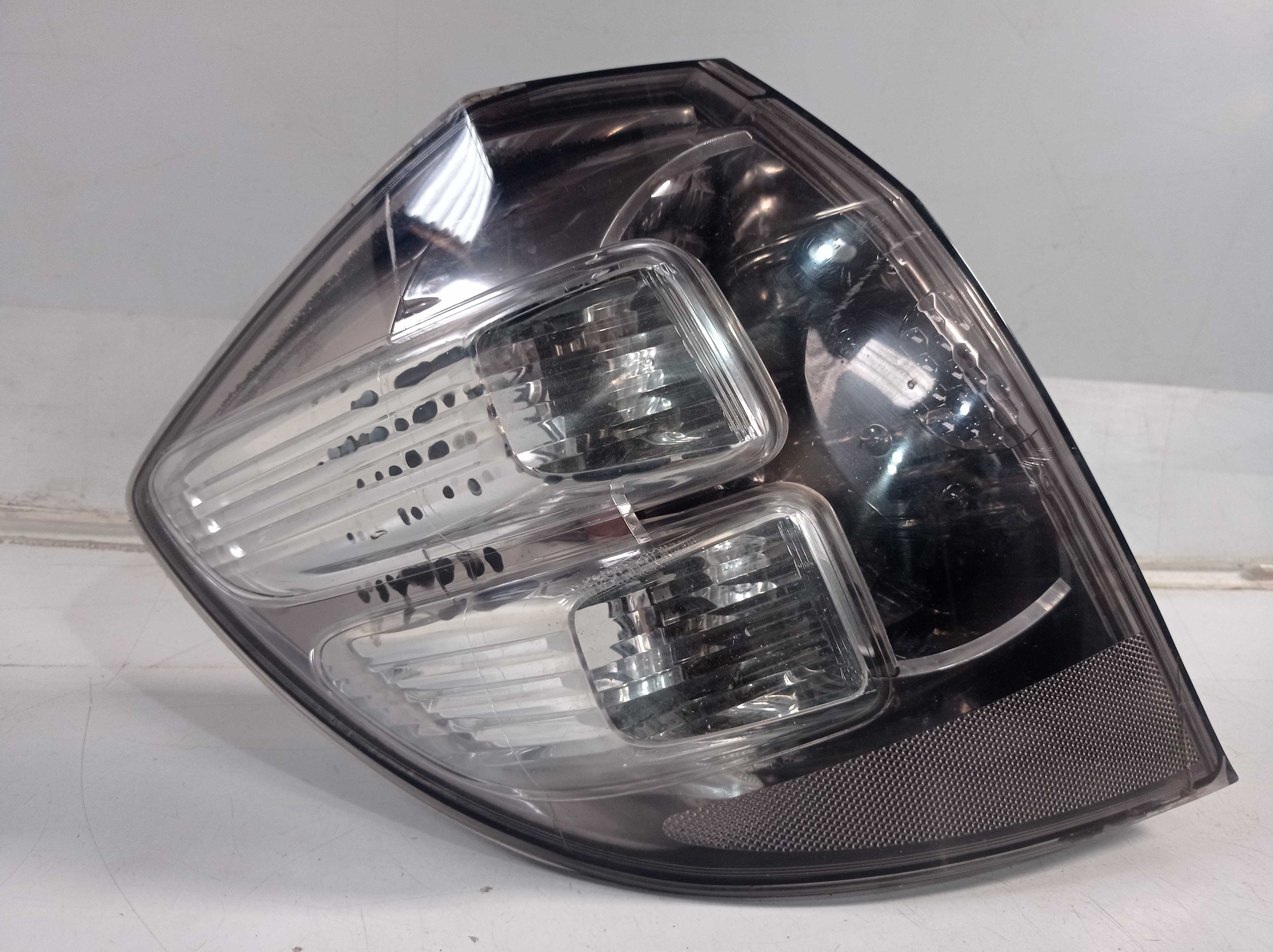 Lanterna traseira Honda Fit 2009 a 2012 p/ recuperar