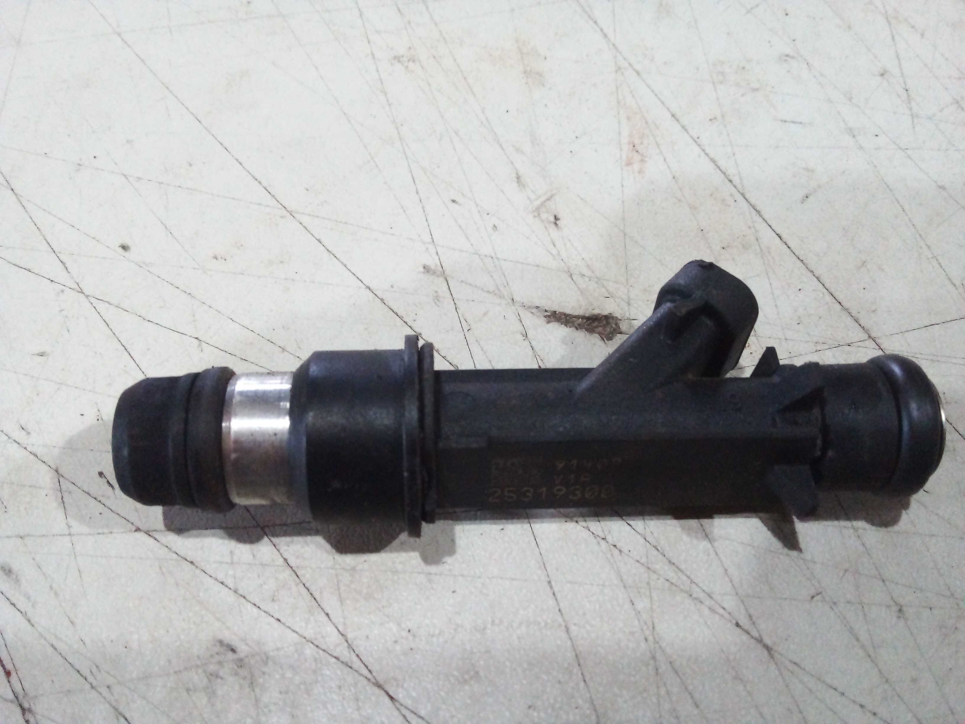 BICO INJETOR/INJEÇÃO 4 Chevrolet Corsa Sedan 2001 2