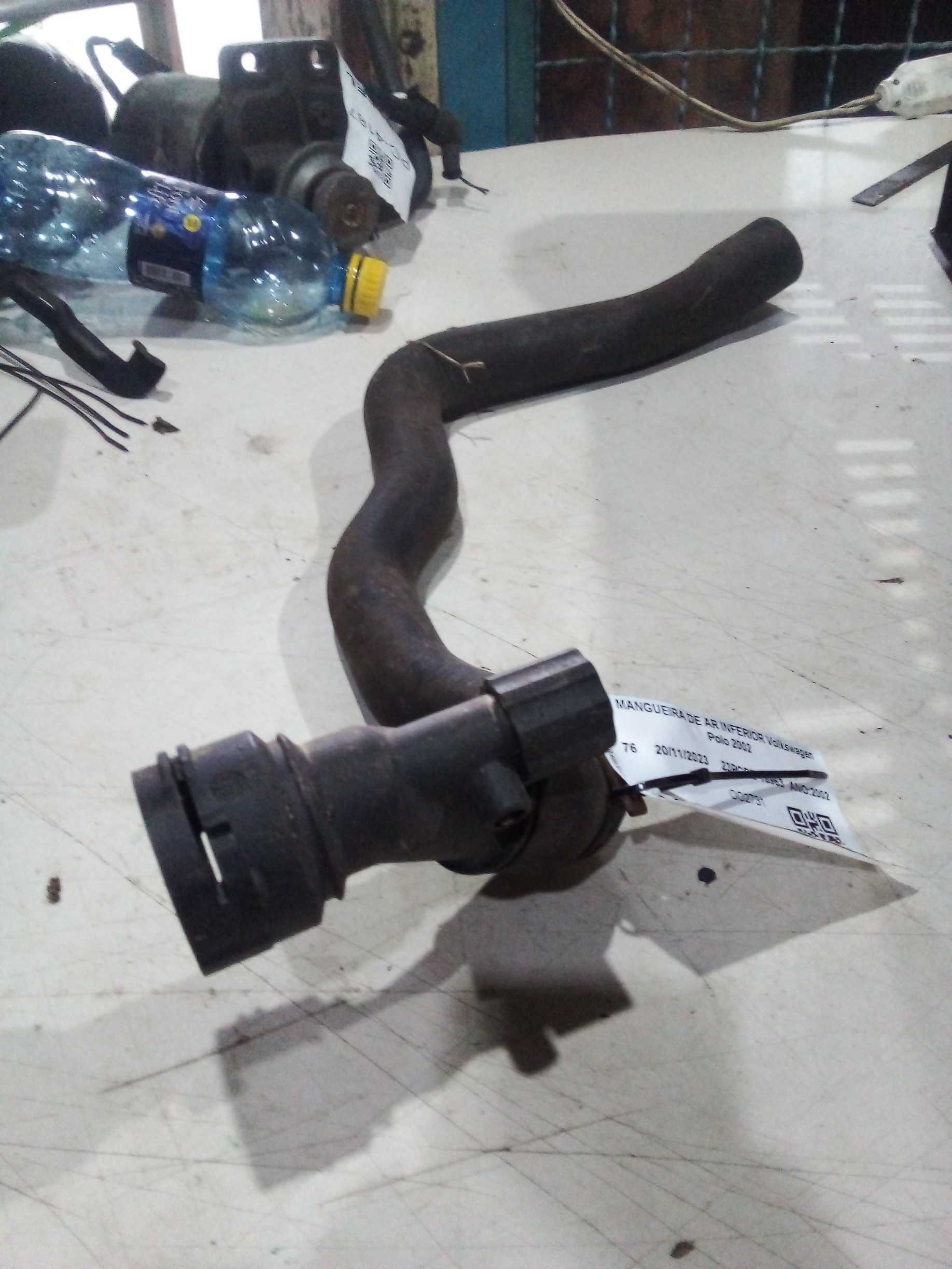 MANGUEIRA DE AR INFERIOR Volkswagen Polo 2002 1