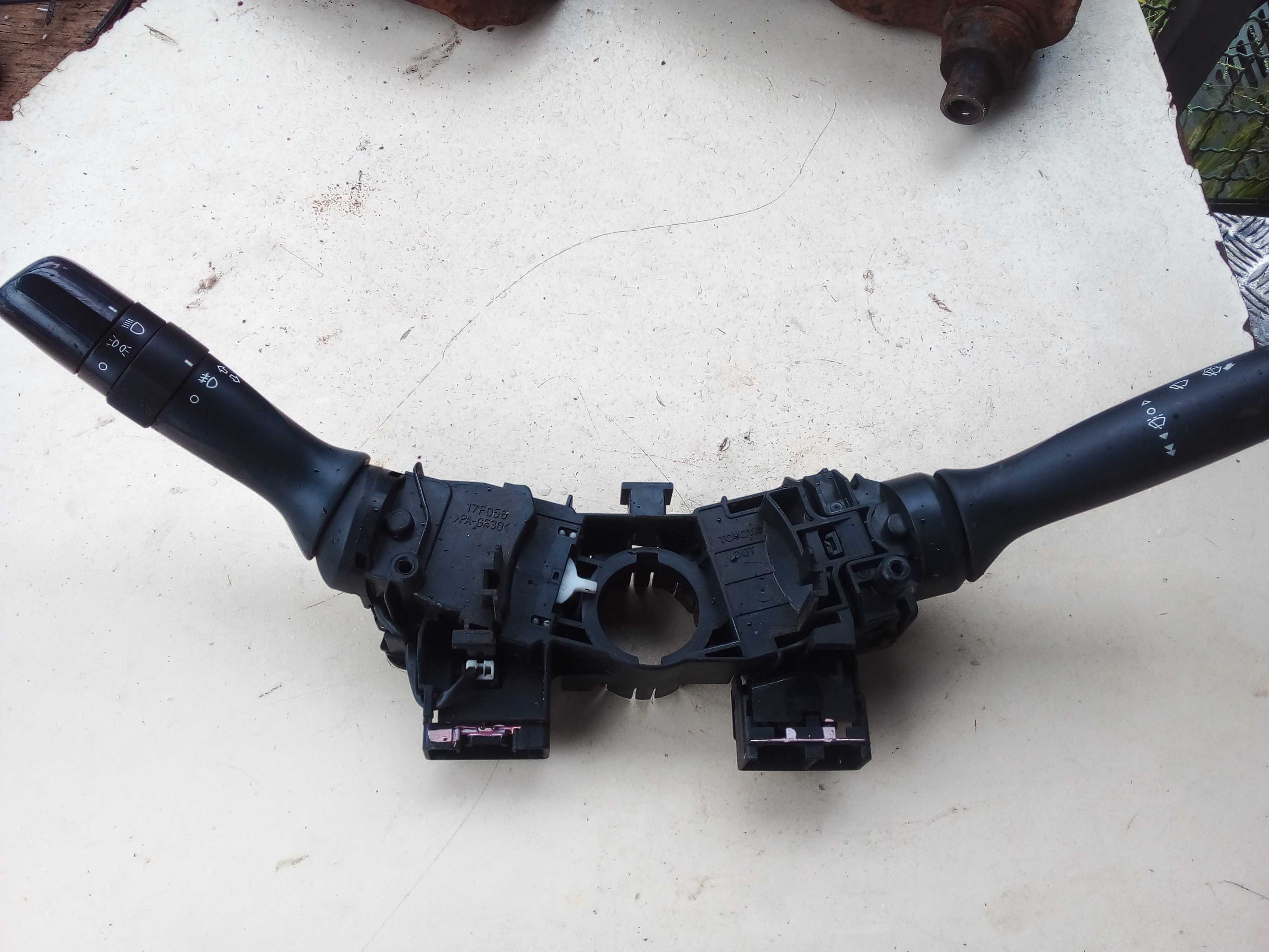CHAVE DE SERA TOYOTA HILUX 2010 1