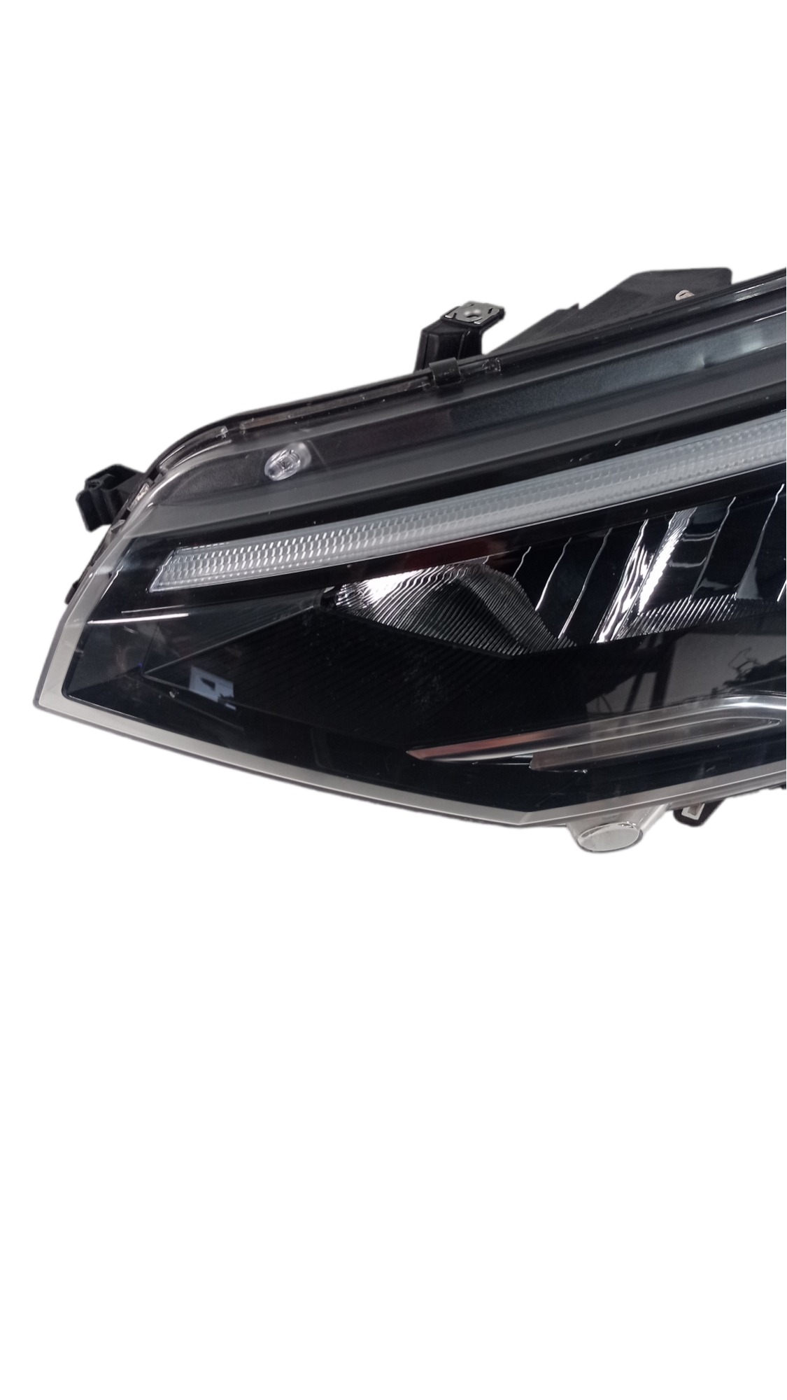 Farol Led Esquerdo Volkswagen Nivus 2021 Para Recuperar 3