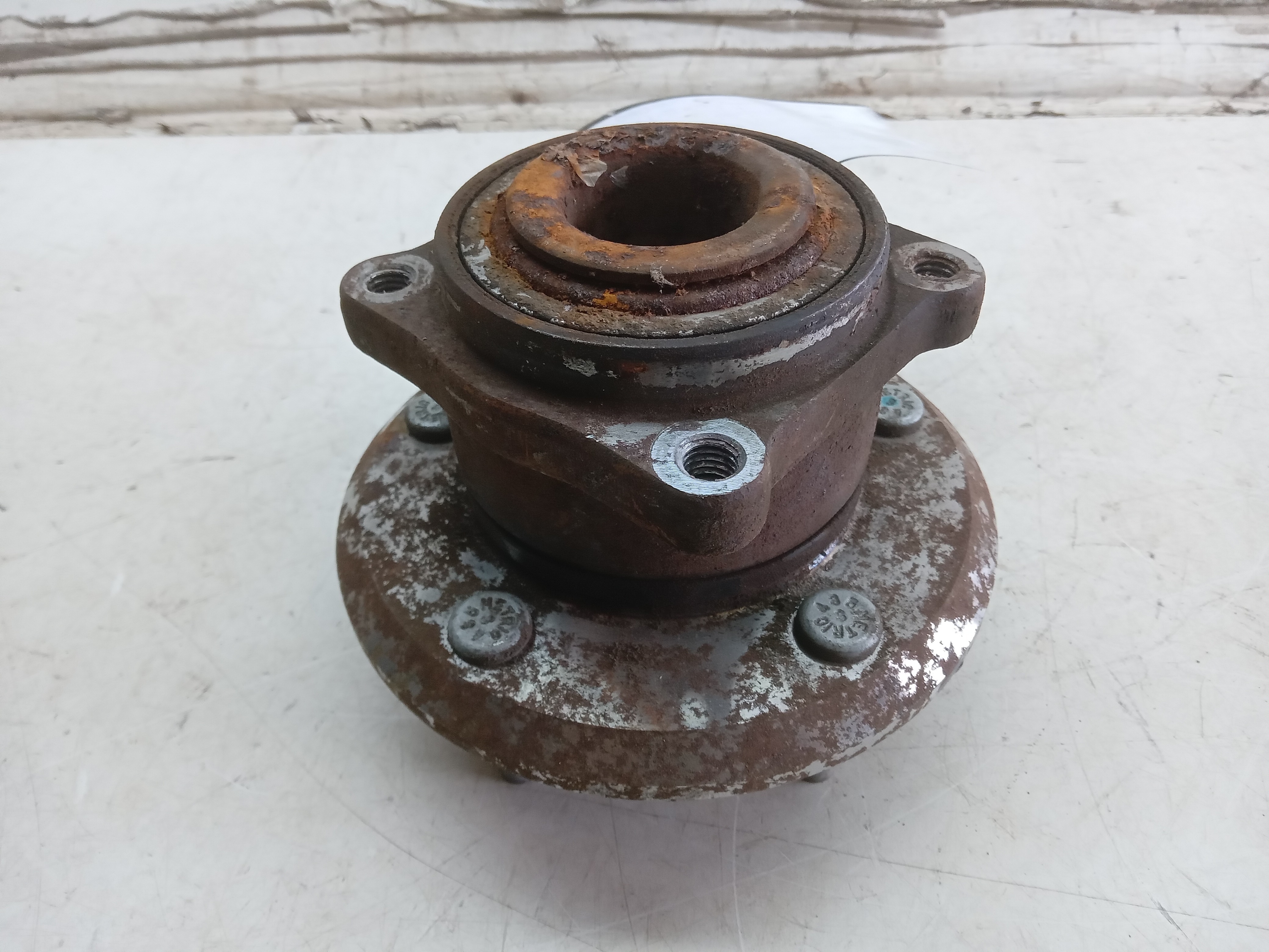 CUBO RODA TRASEIRO LD Chevrolet Captiva 2011 1