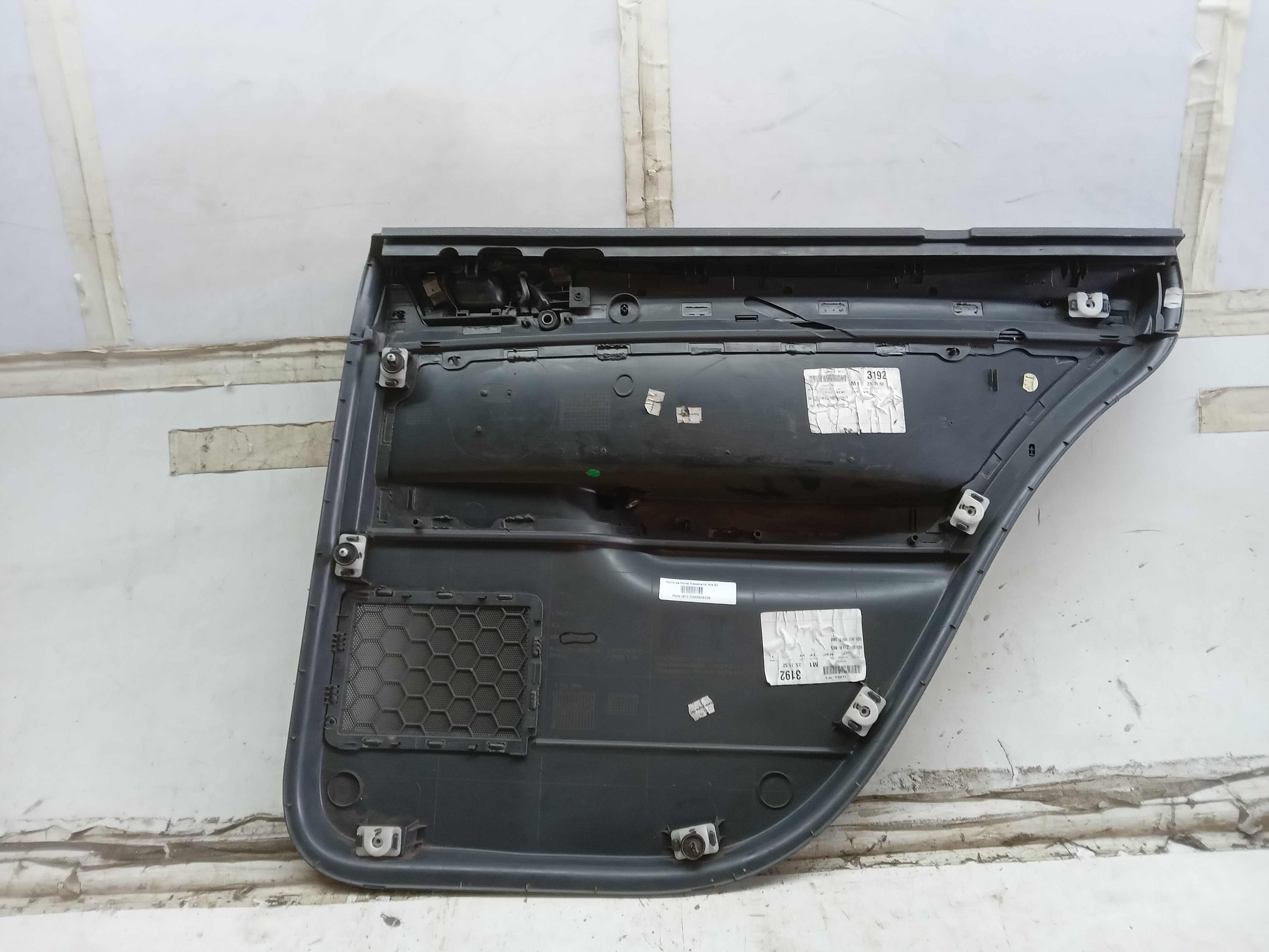 FORRO PORTA TRAS LE VW POLO SEDAN 2006 2