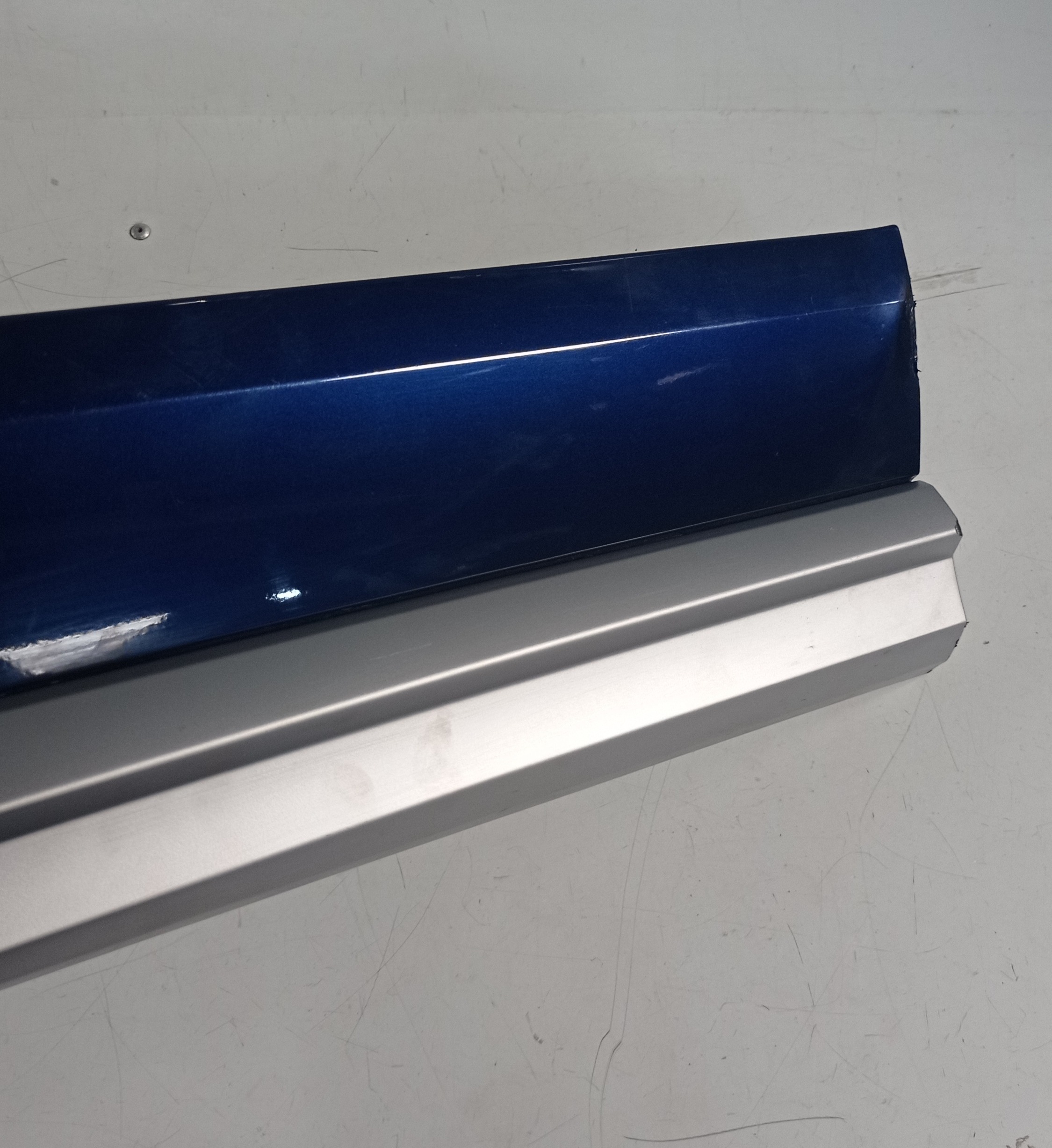 Moldura Friso Porta Traseira Direita Audi Q5 2016 A 2017 3