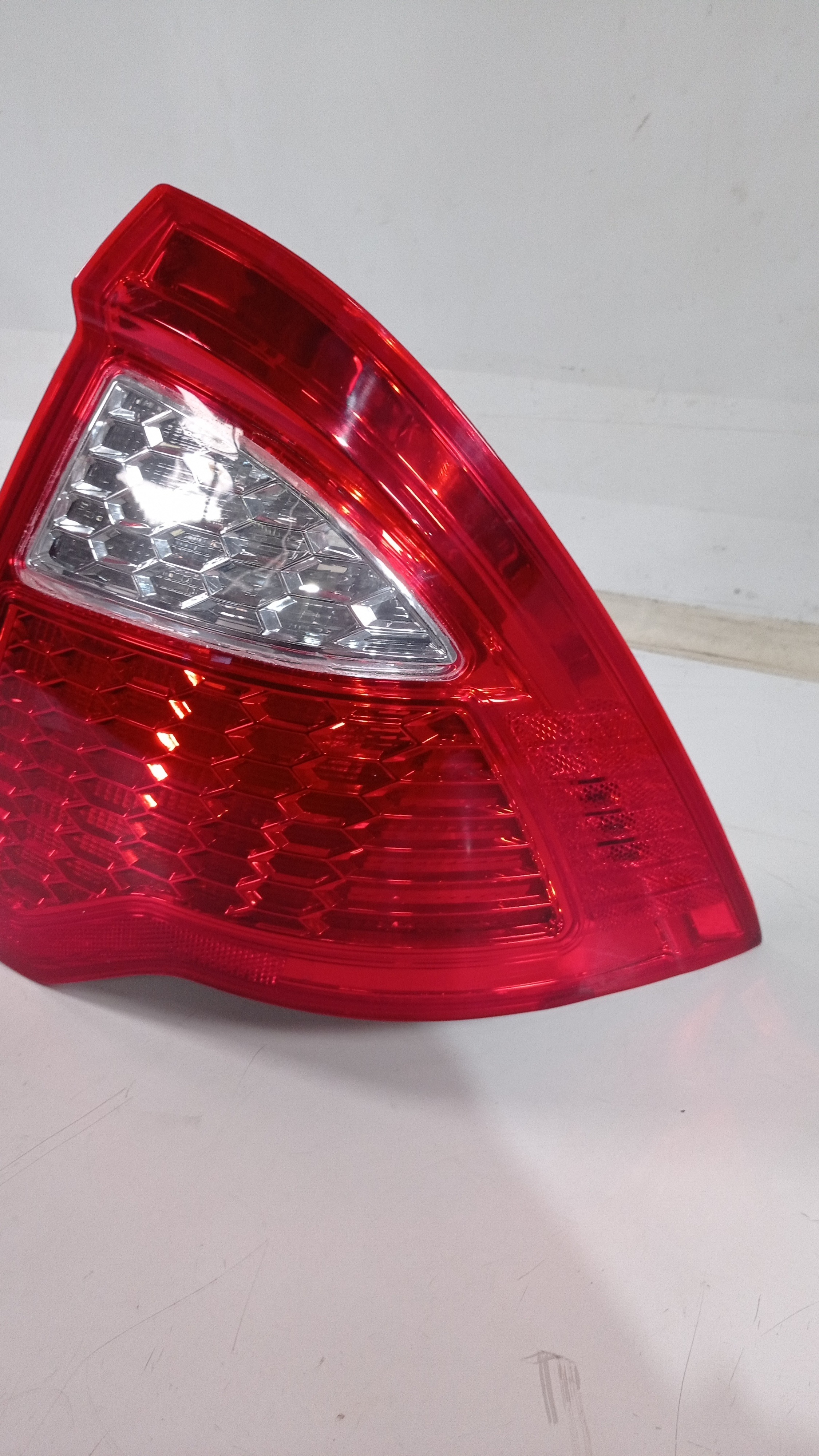 Lanterna Tras Direita Com Led Ford Fusion 2010  Recuperada Direito/passageiro 3