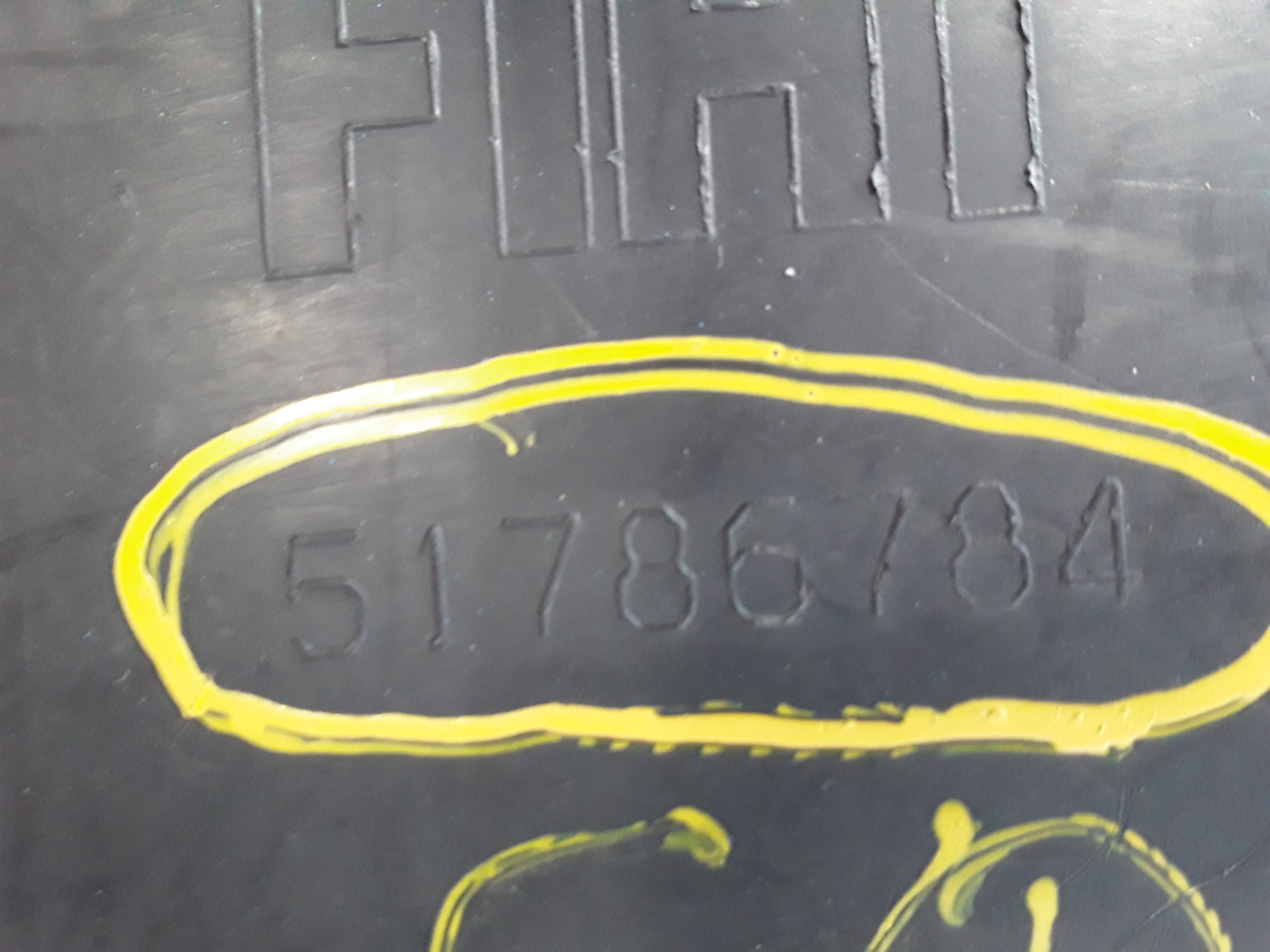 51786784  Parabarro Dianteiro Esquerdo Fiat 500  2007 7
