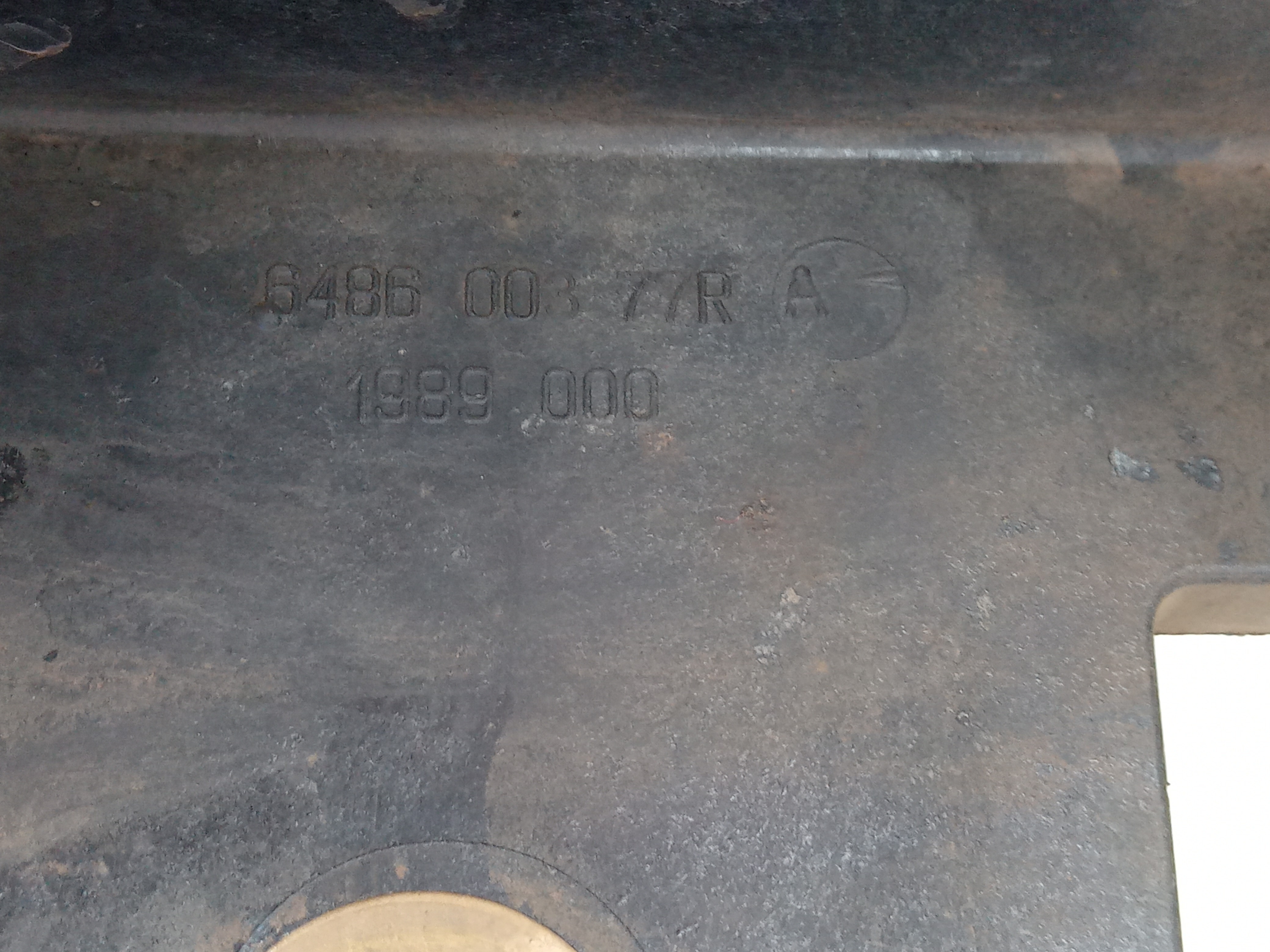 Suporte Caixa Bateria Renault Master 2021 Para Recuperar 9