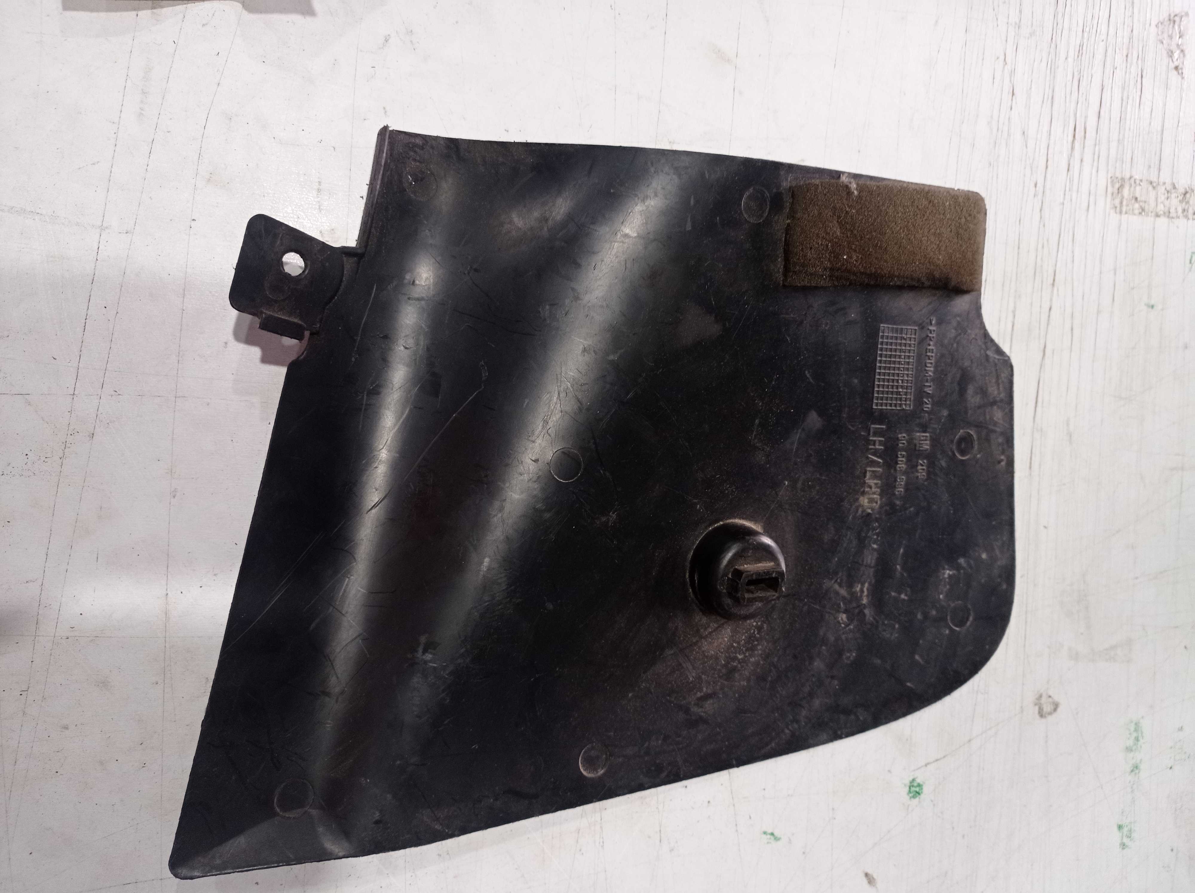 MOLDURA CONSOLE CENTRAL GM VECTRA 2000 2
