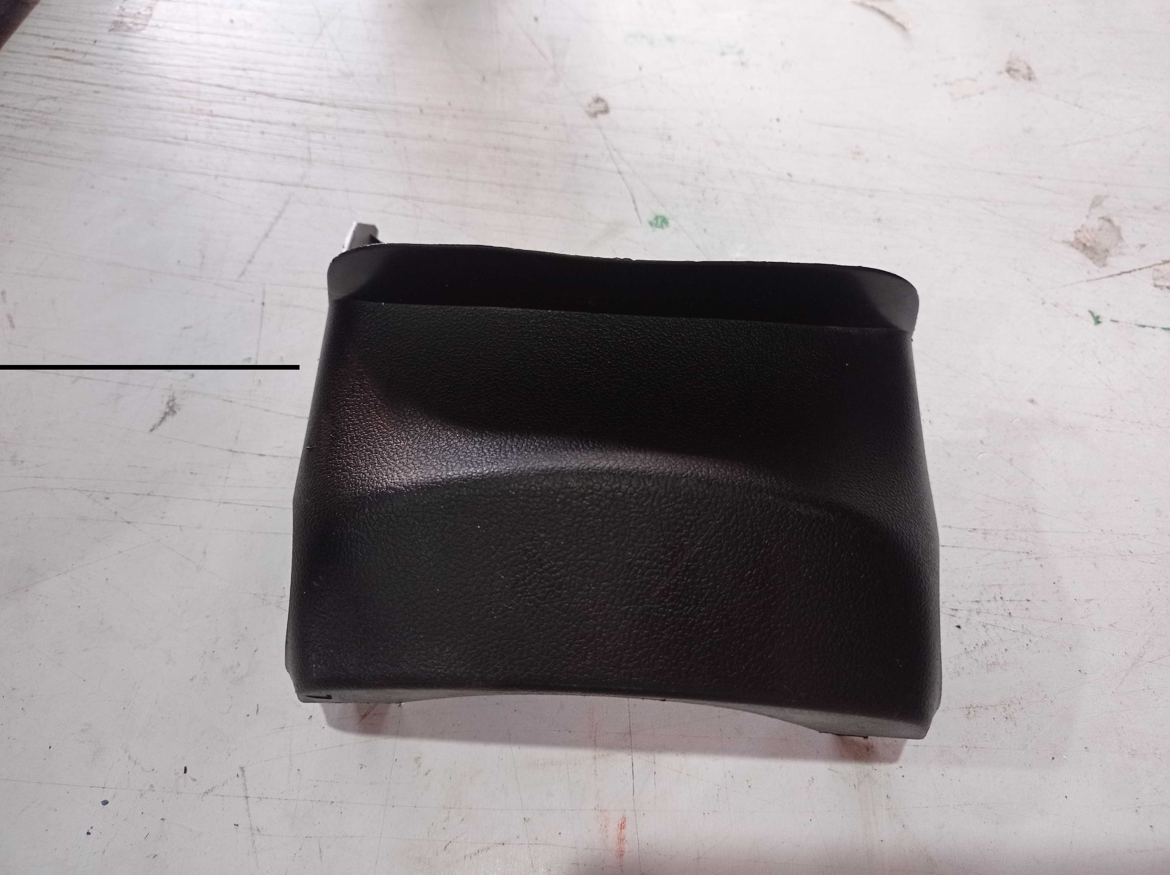 CAPA SUPERIOR COLUNA DIREÇÃO TOYOTA ETIOS 2013 A 2020 1