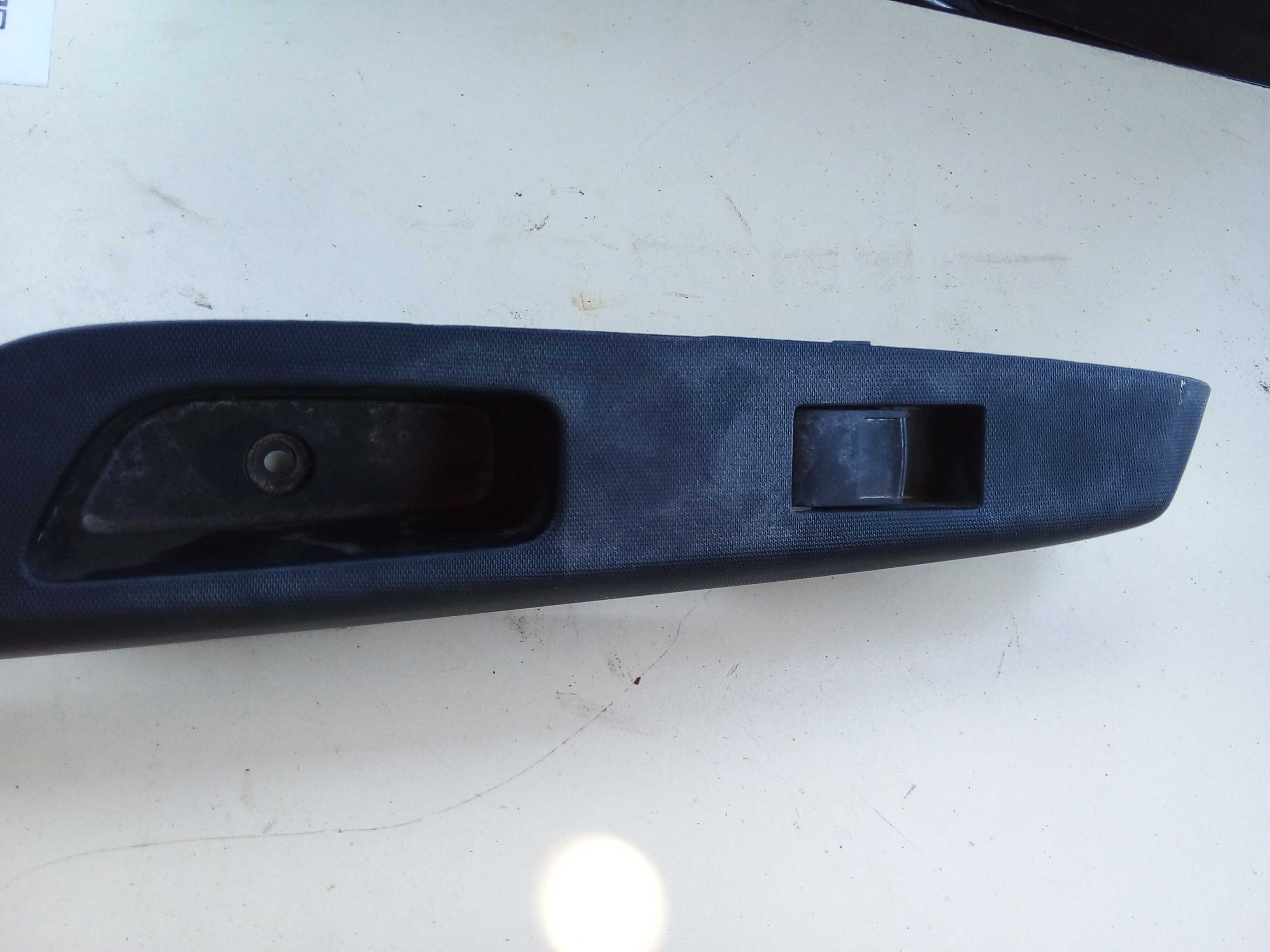 COMANDO VIDRO ELETRICO POETA TRÁS ESQUER ETIOS 2018 HATCH 2