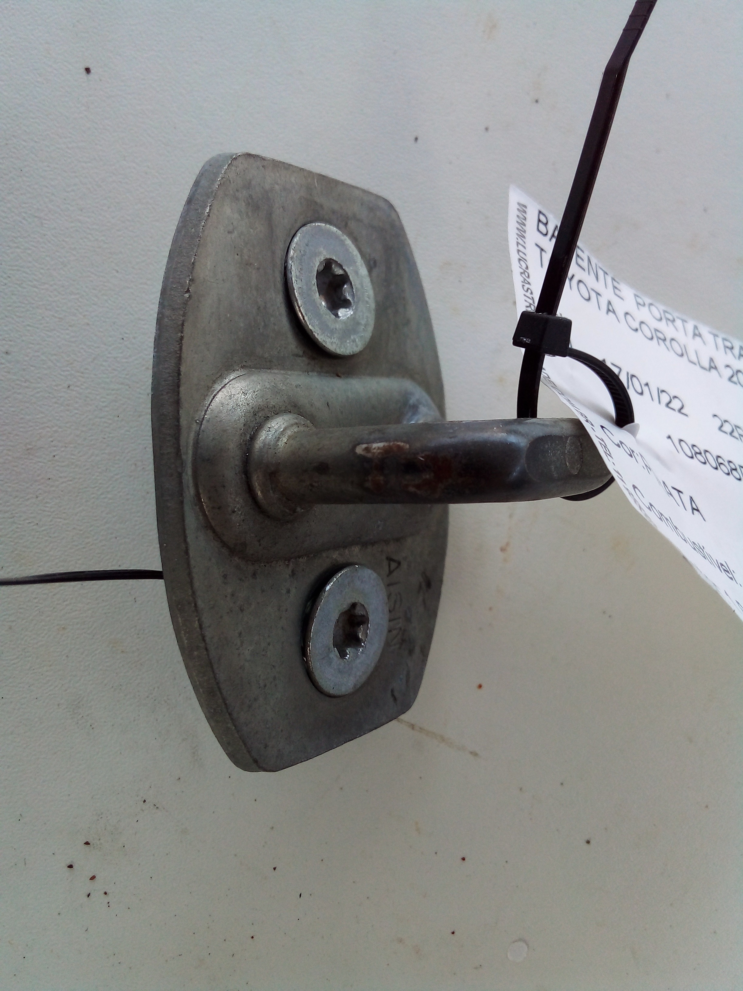 BATENTE PORTA TRASEIRA LE TOYOTA COROLLA 2010 2