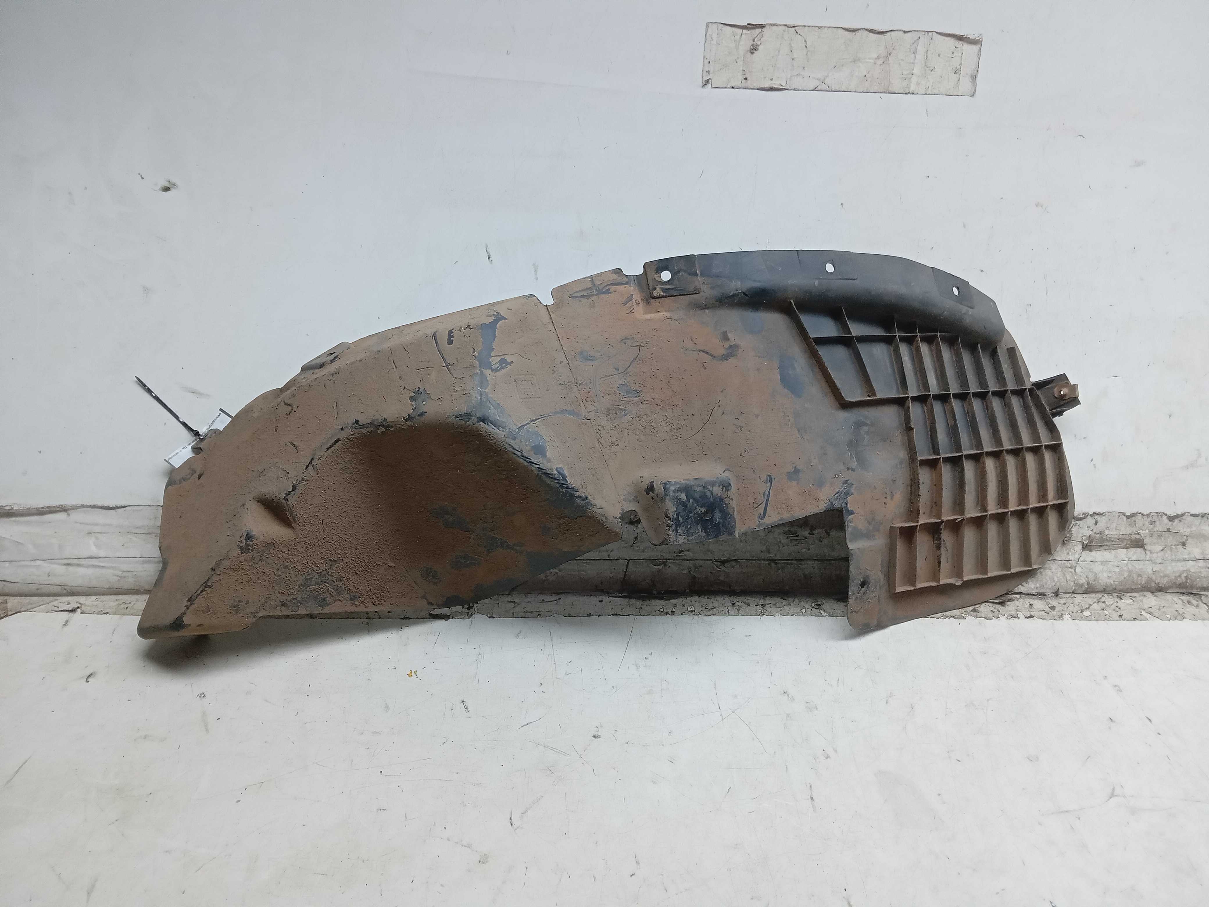 PARABARRO TRASEIRO DIREITO CHEVROLET COBALT 2013 1