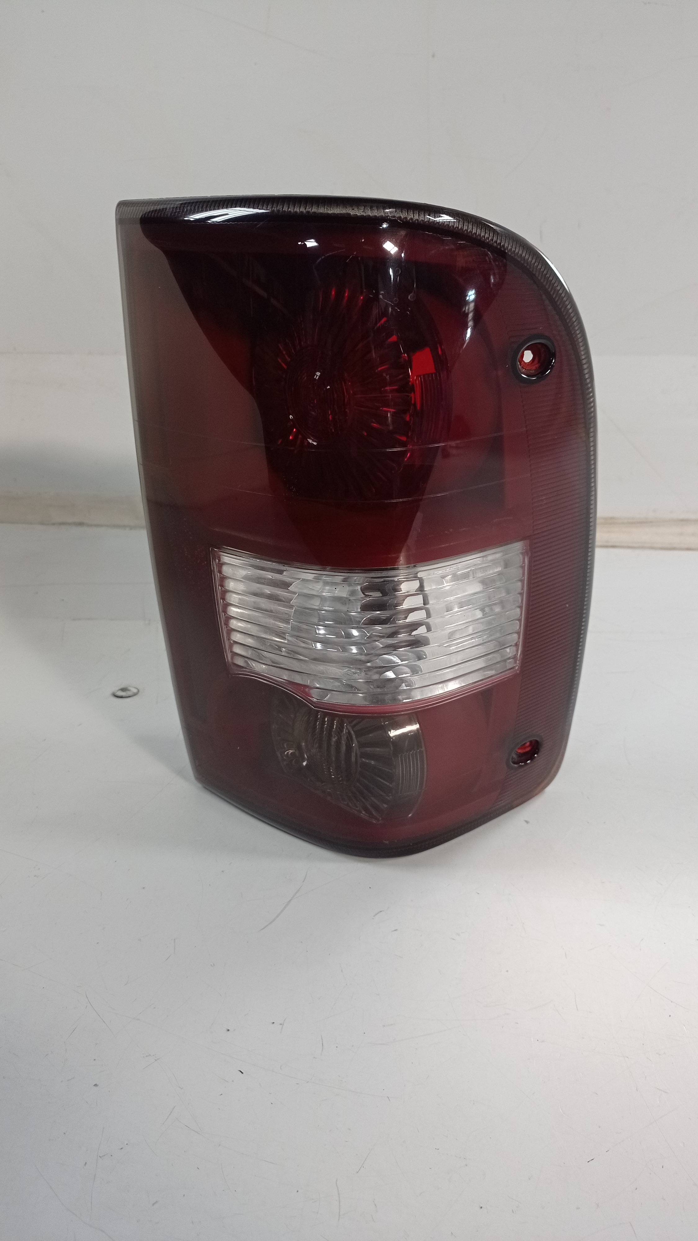 5l5513b504 Lanterna Traseira Direita Fume Ford Ranger Recu