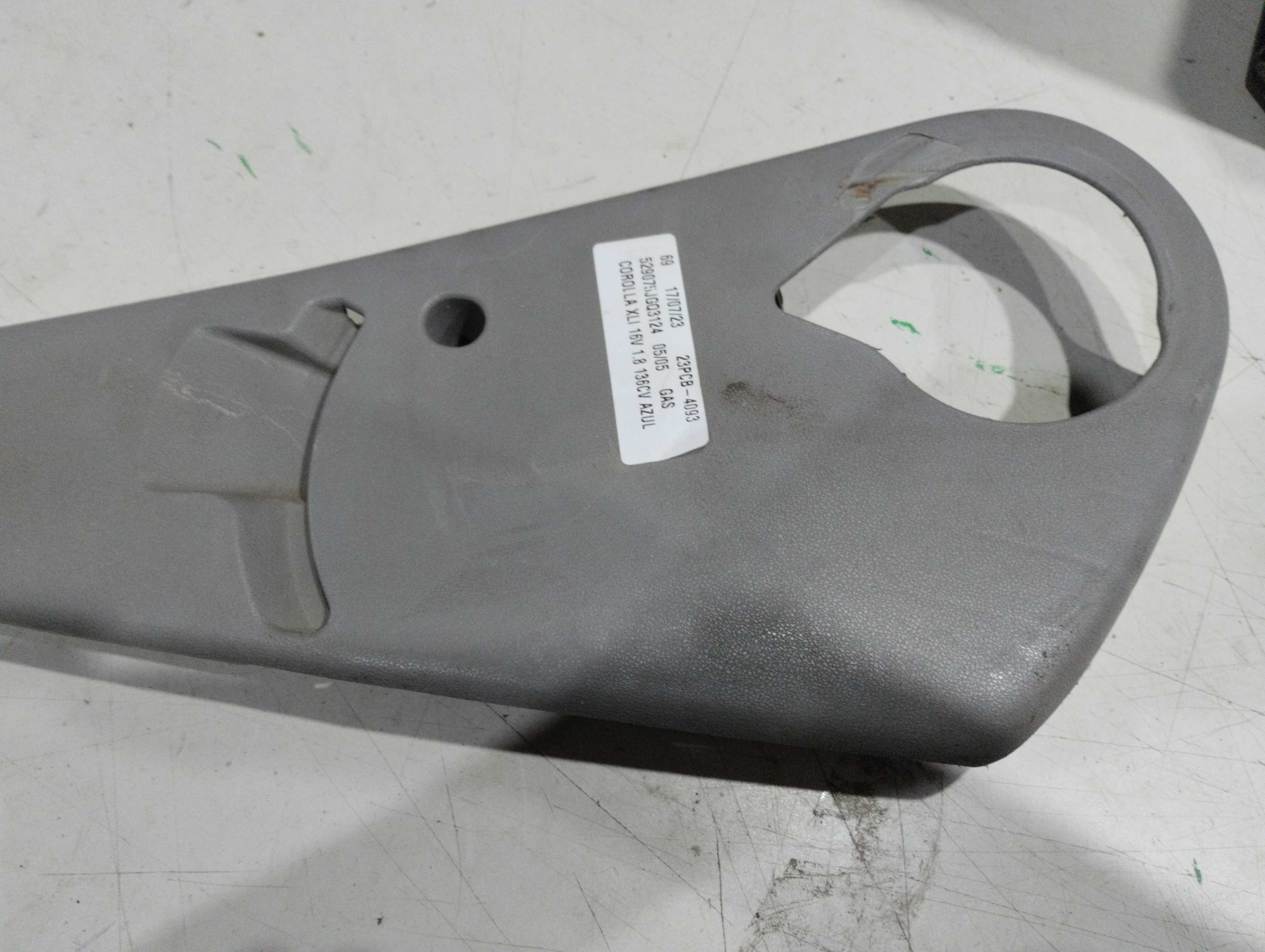 Acabamento esquerdo banco Toyota Corolla 2003 a 2008 2