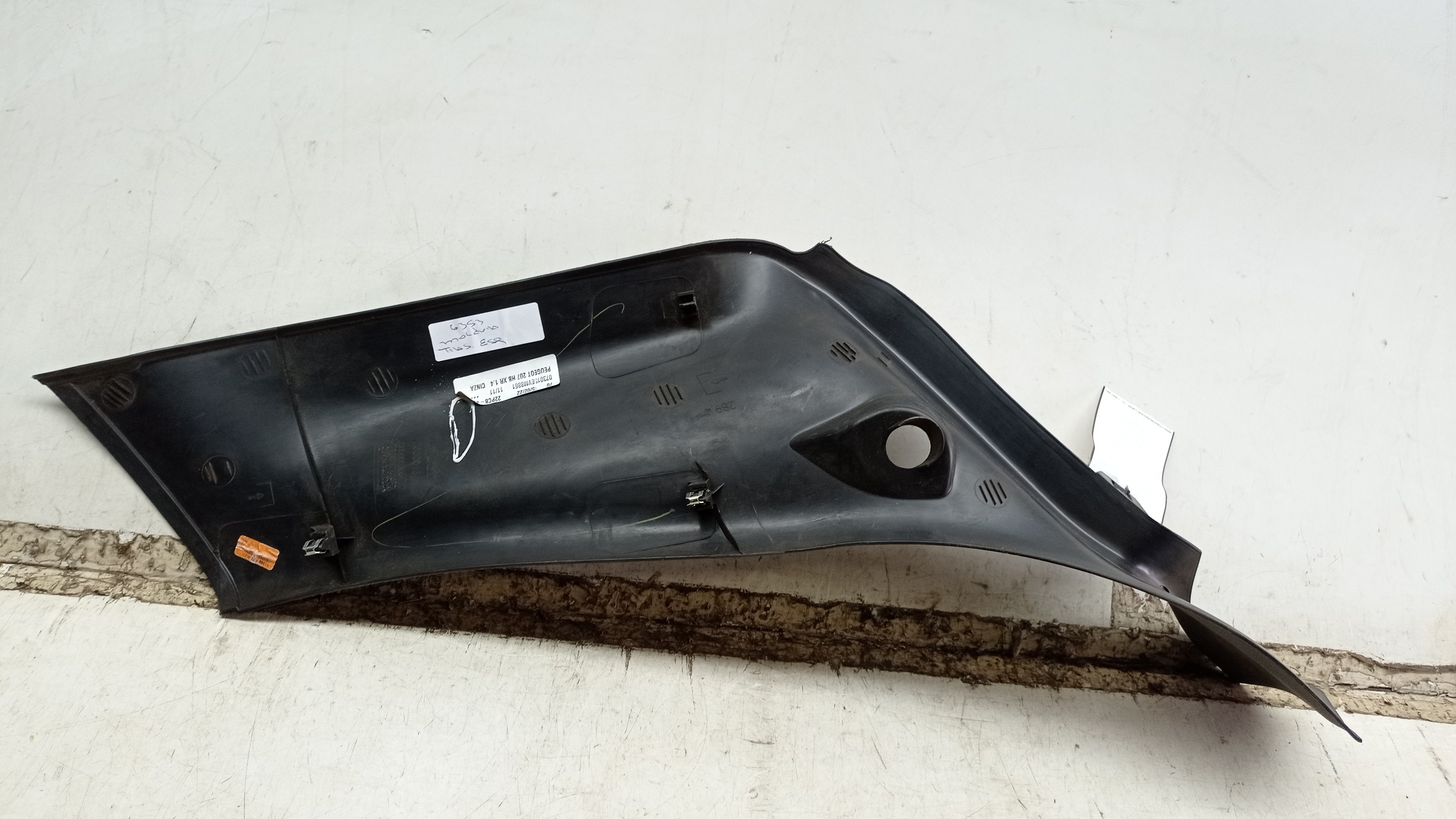 9683618577  Acabamento Soleira Traseira L e Peugeot 207 2