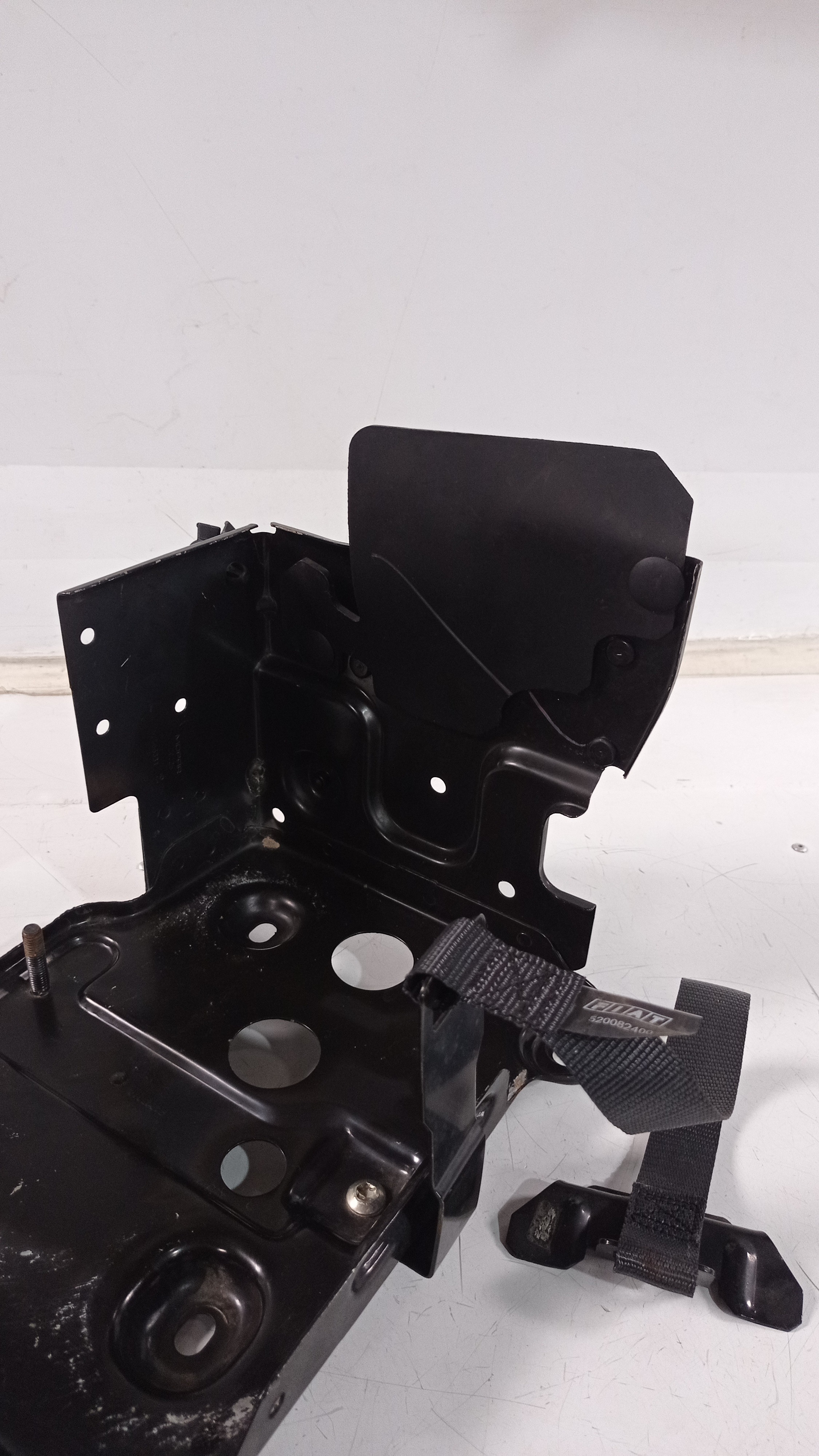 Suporte Bateria Fiat Mobi 2019 2020 5