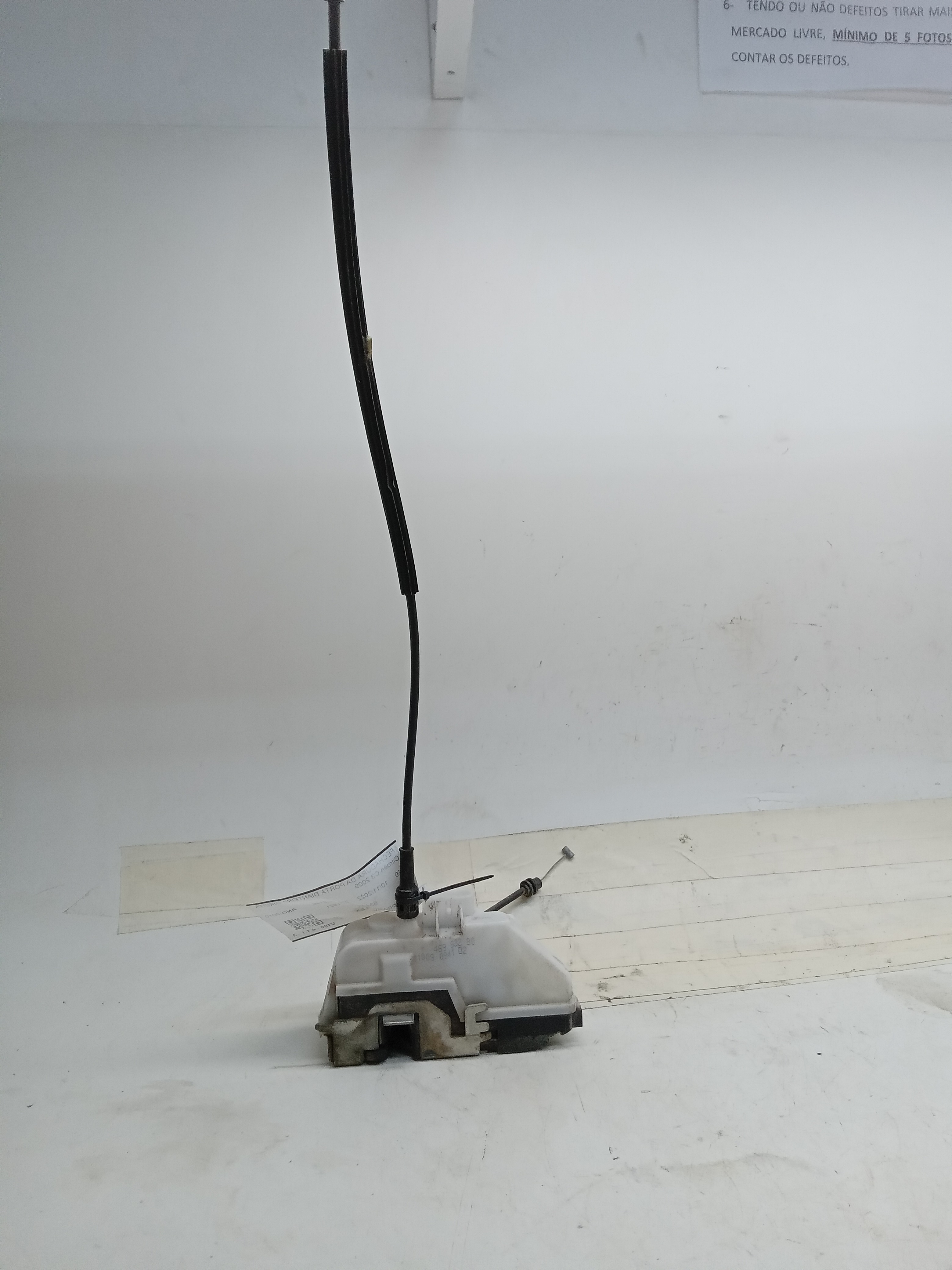 FECHADURA DA PORTA DIANTEIRA DIREITA Citroën C3 2009