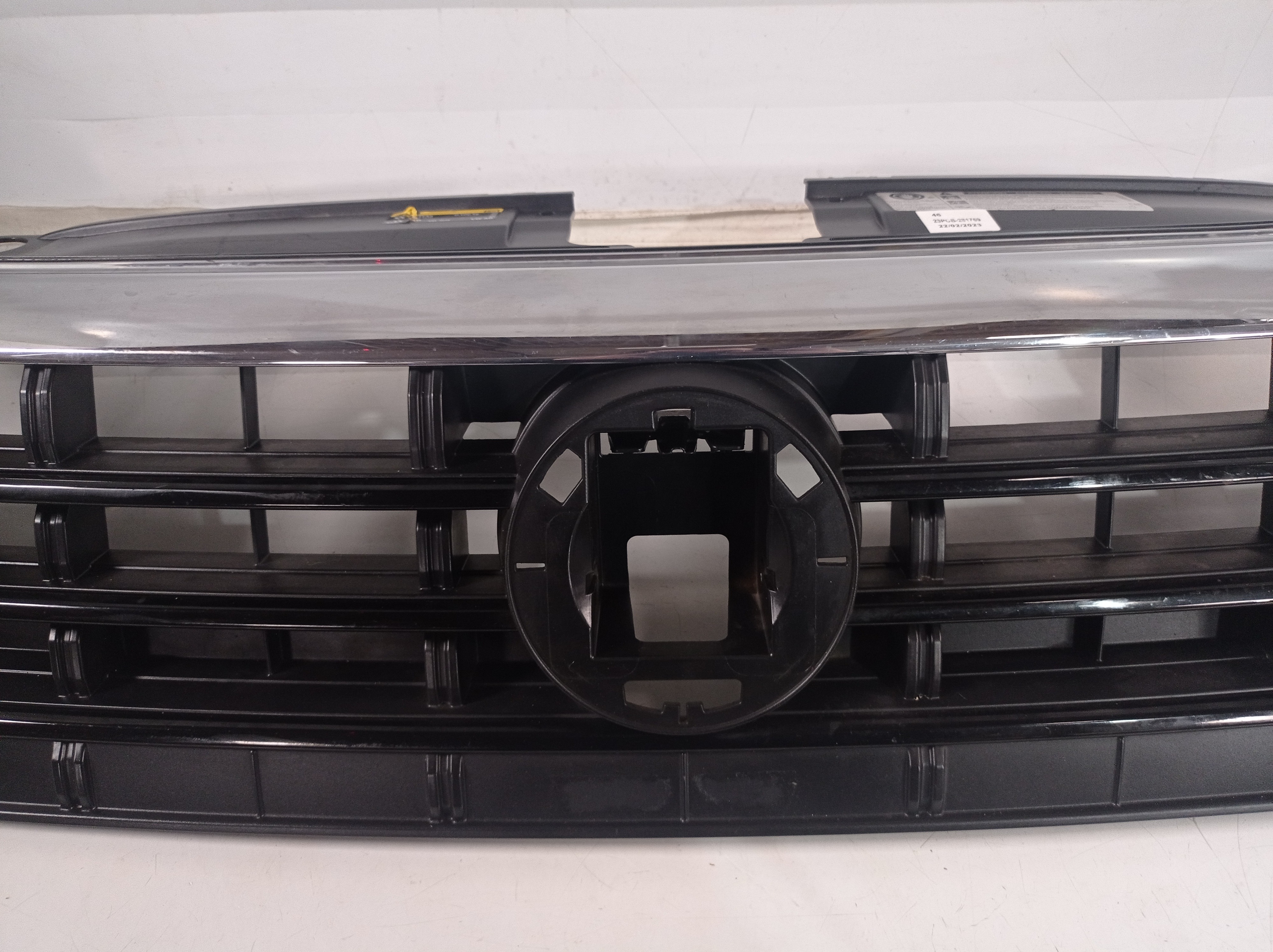 Grade Radiador Volkswagen Jetta 2018 A 2020 3