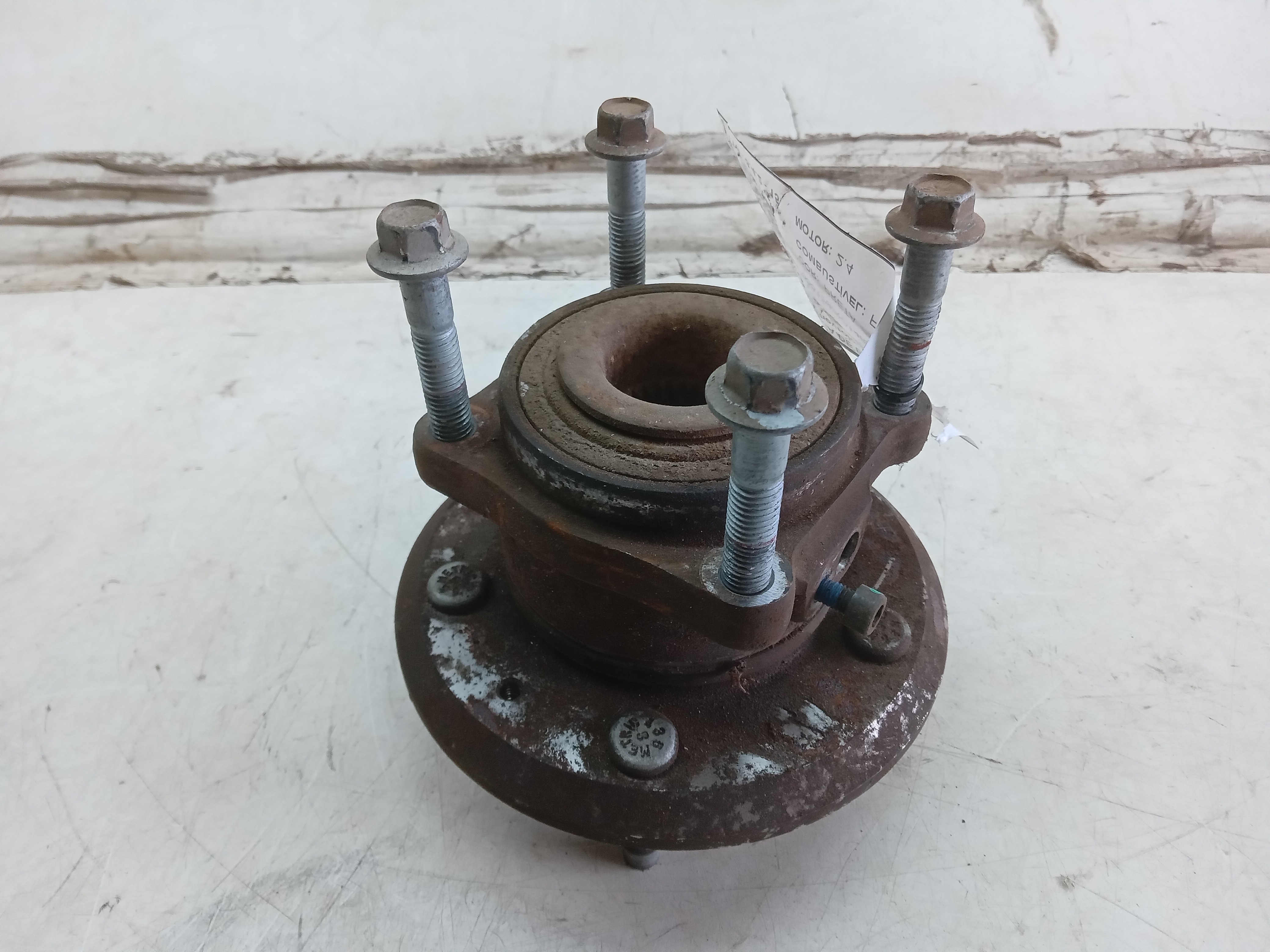 CUBO RODA TRASEIRO LE Chevrolet Captiva 2011 1