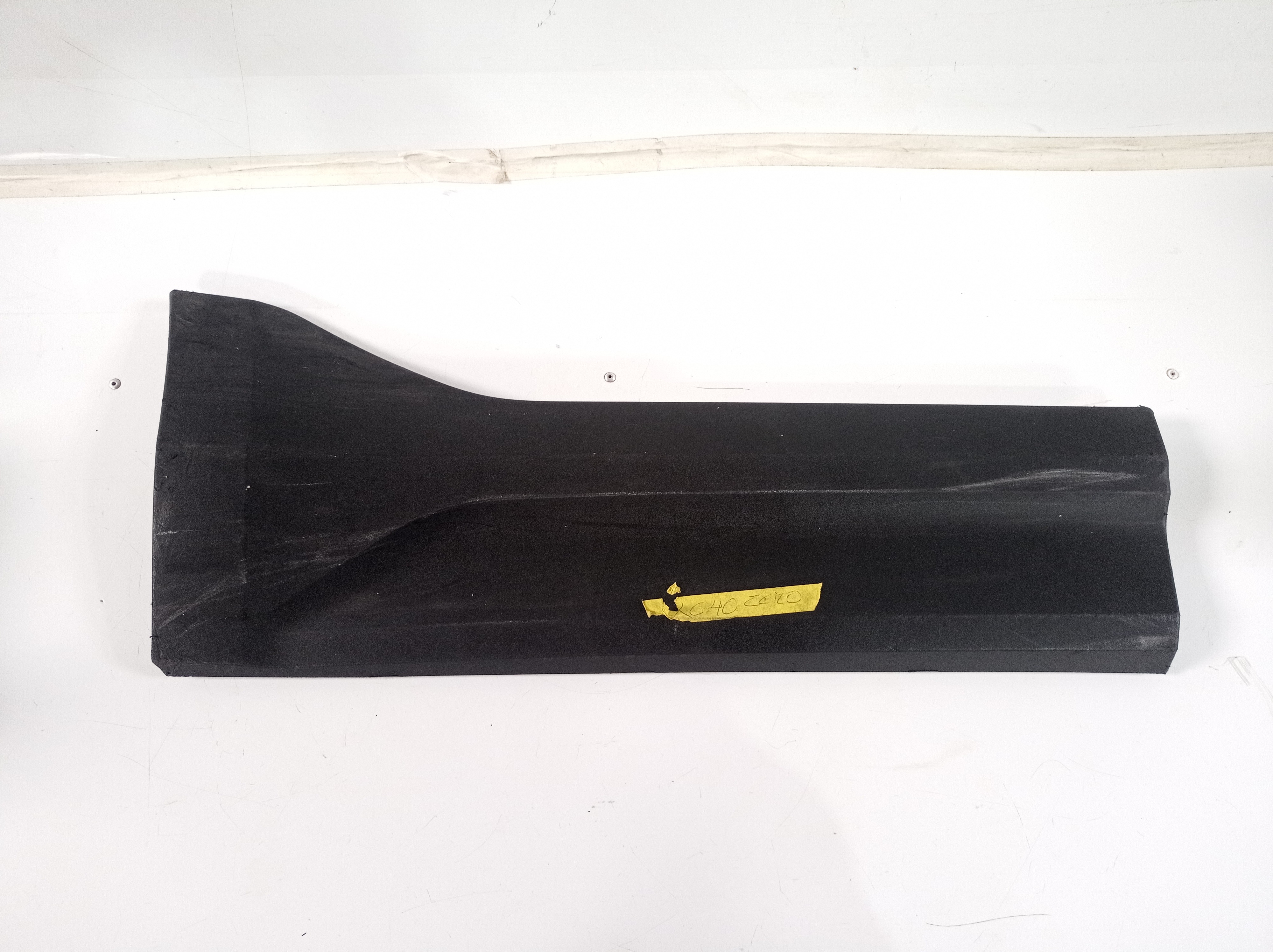 Acabamento Moldura Porta Tras Direita Volvo Xc40 2017 A 2021 Preto 1