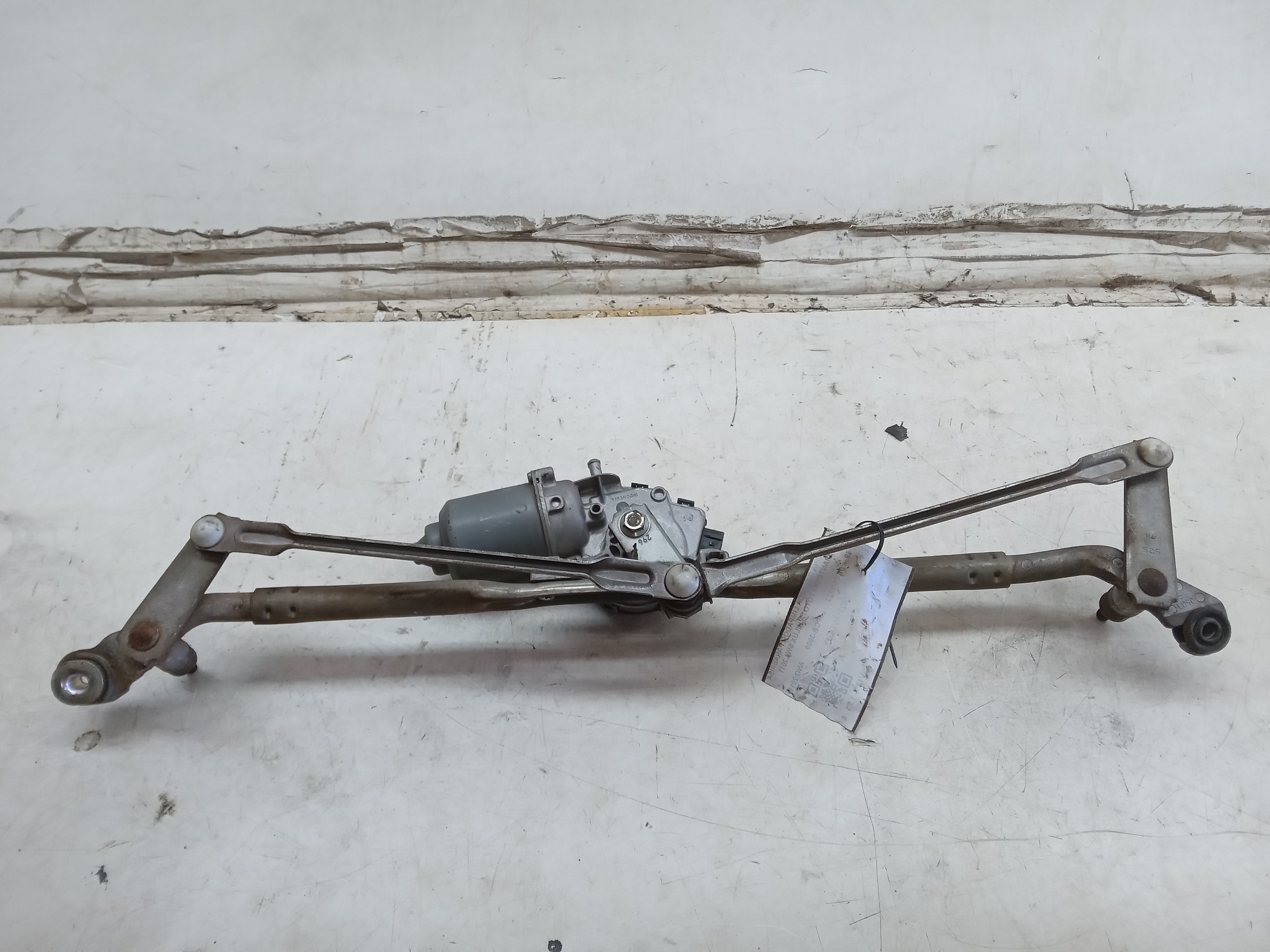MAQUINA GALHADA LIMPADOR PARABRISA TOYOTA HILUX SW4 2011
