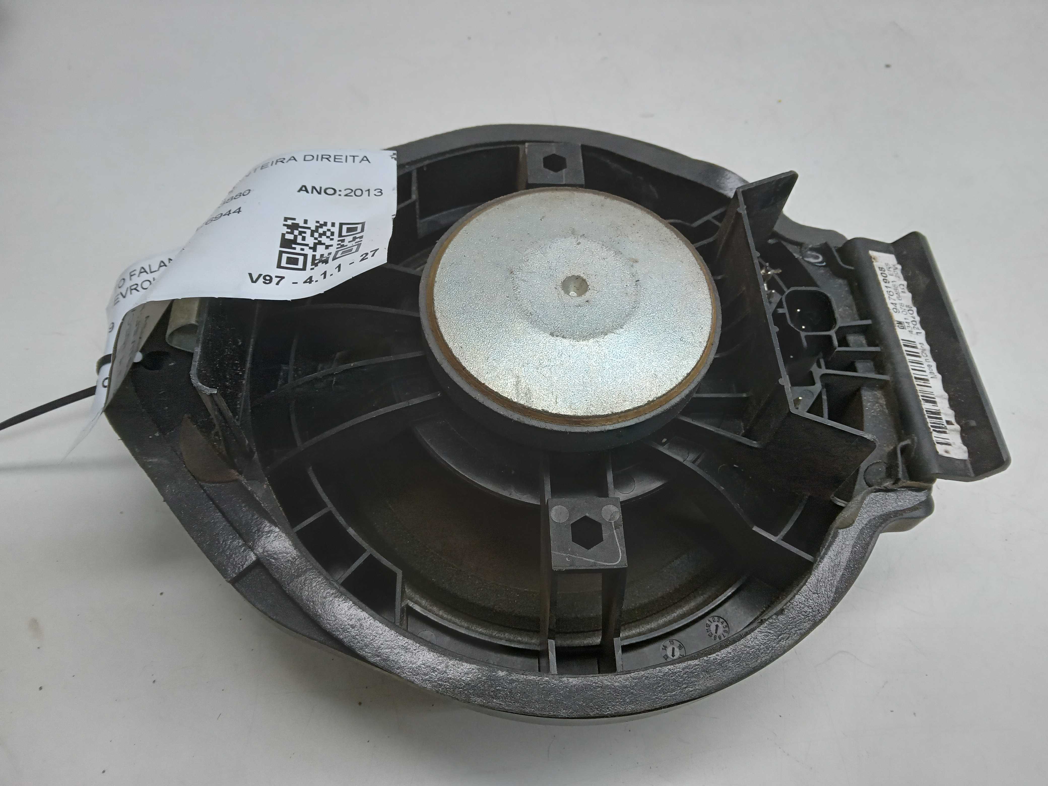 ALTO FALANTE PORTA DIANTEIRA DIREITA CHEVROLET COBALT 2013 2