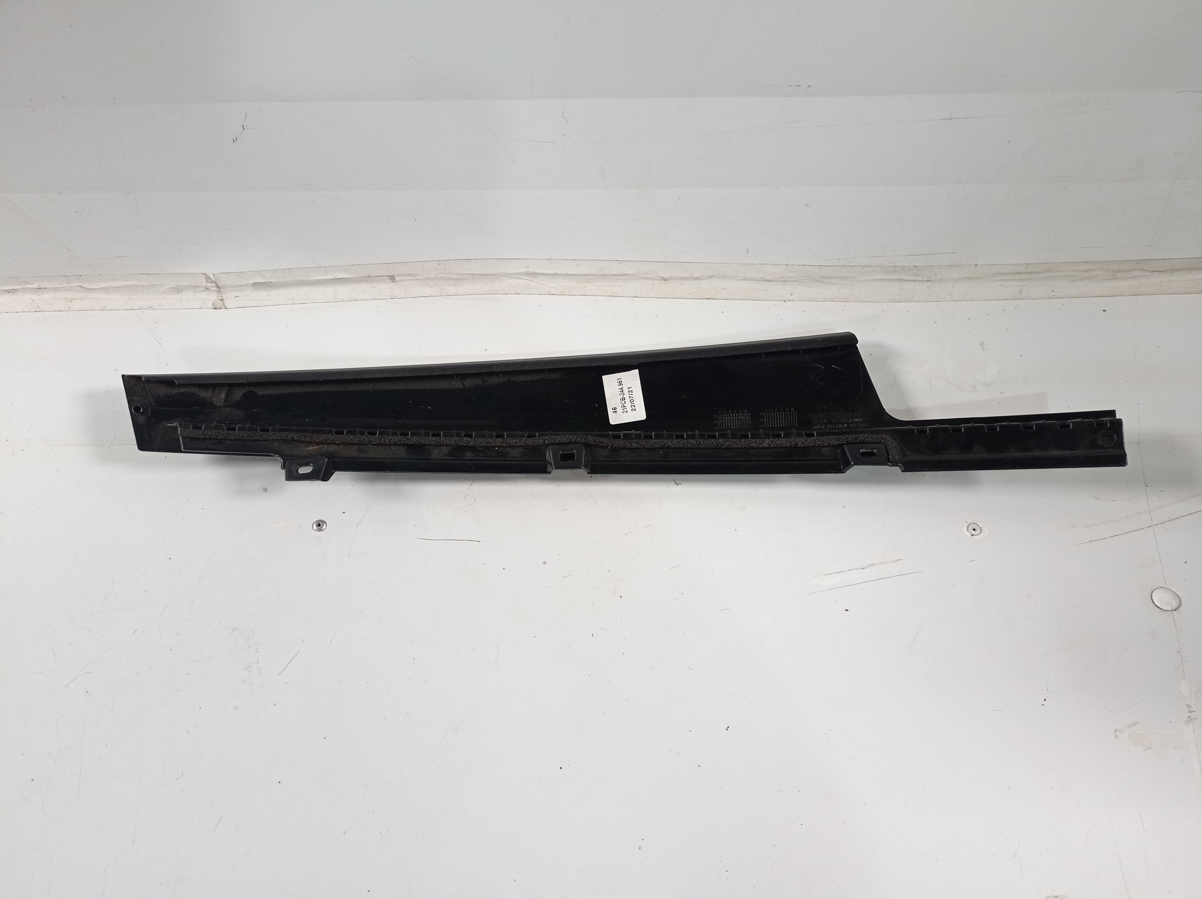 32257329 Moldura Coluna Porta Diant Dir Volvo Xc60 2018 2019 4
