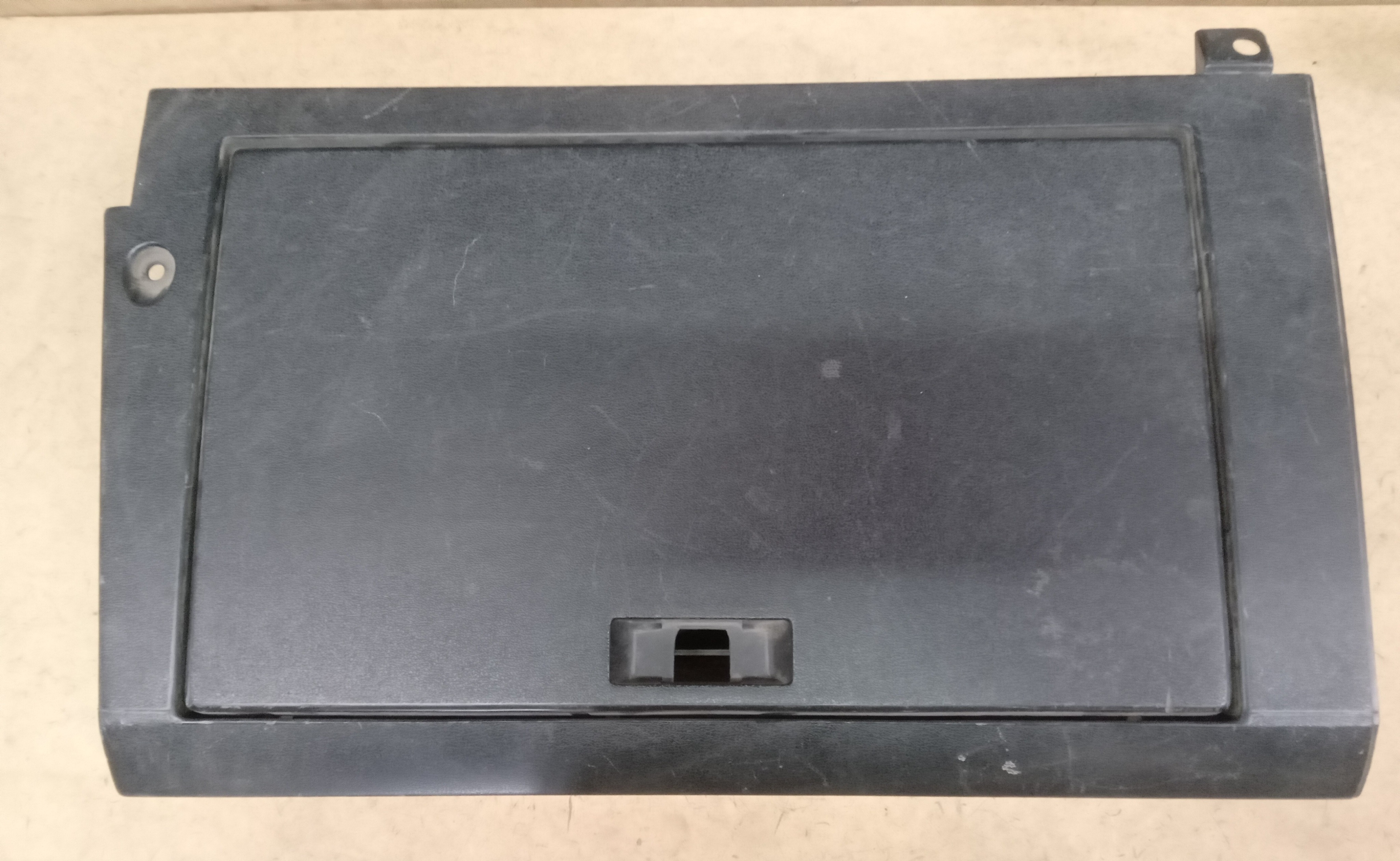 PORTA LUVAS VW SANTANA 1995 1