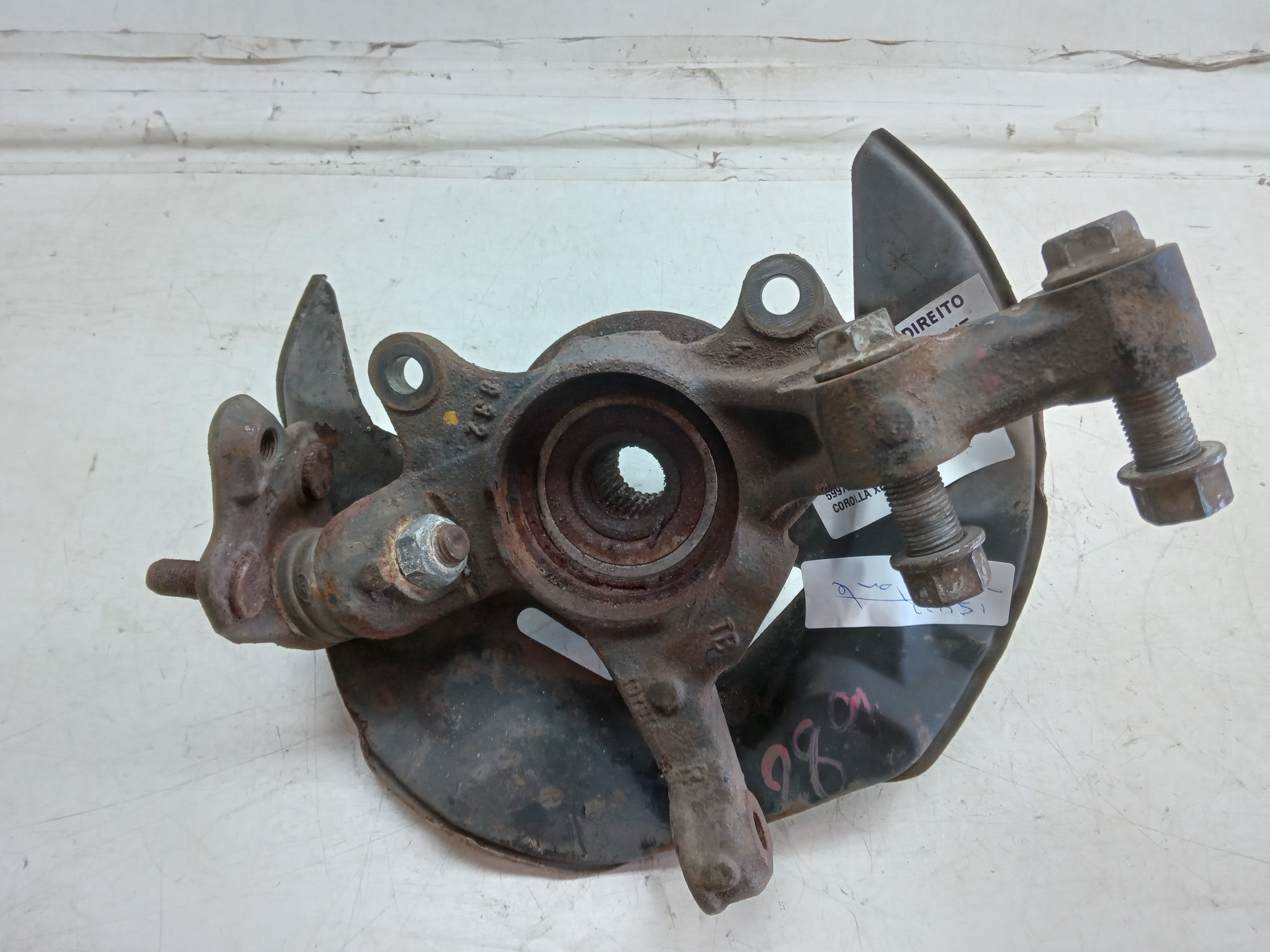 MONTANTE DIANT LD TOYOTA COROLLA 2005 1