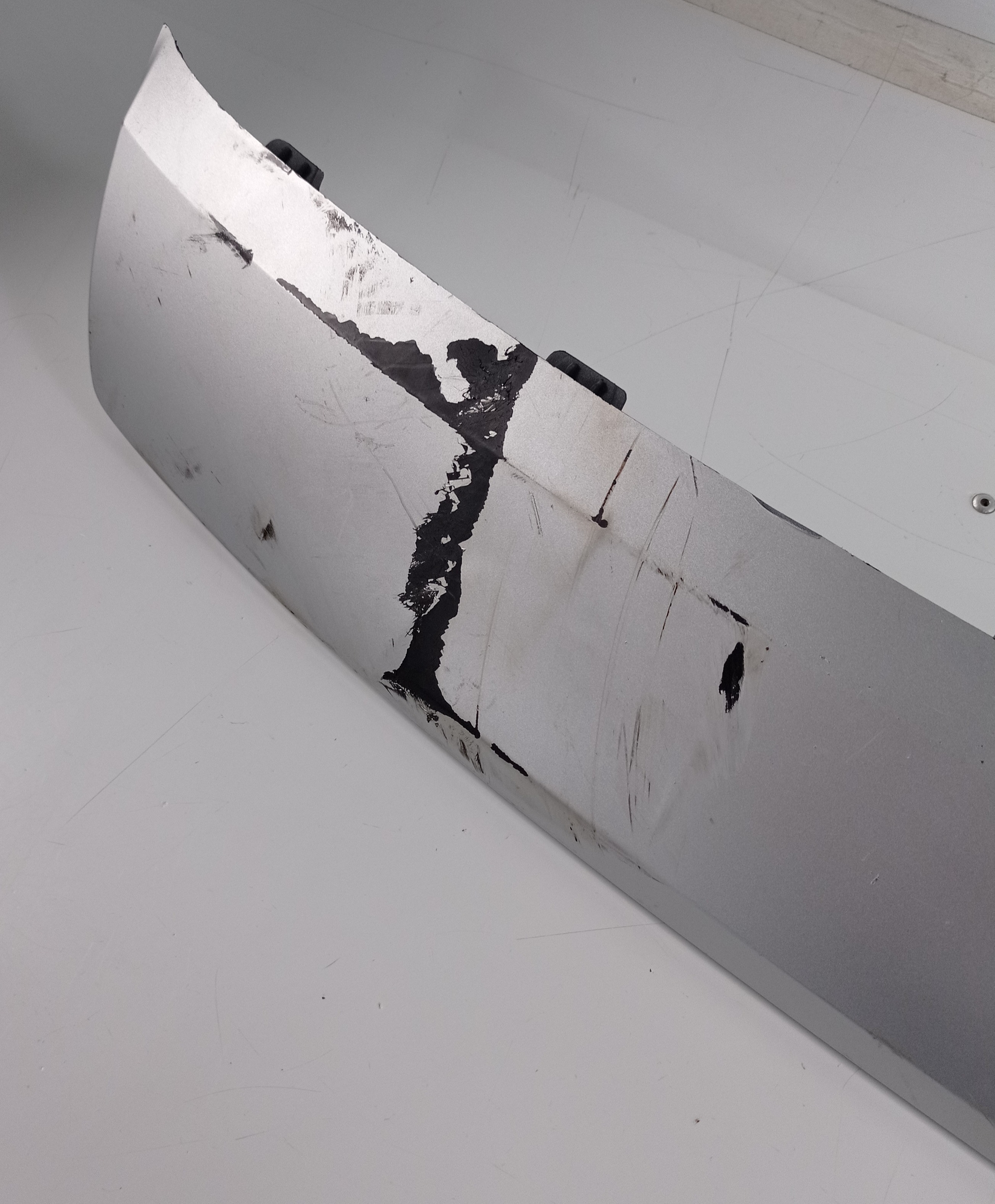1sb806333c Spoiler Moldura Inferior Parachoque Vw Up 2017 6