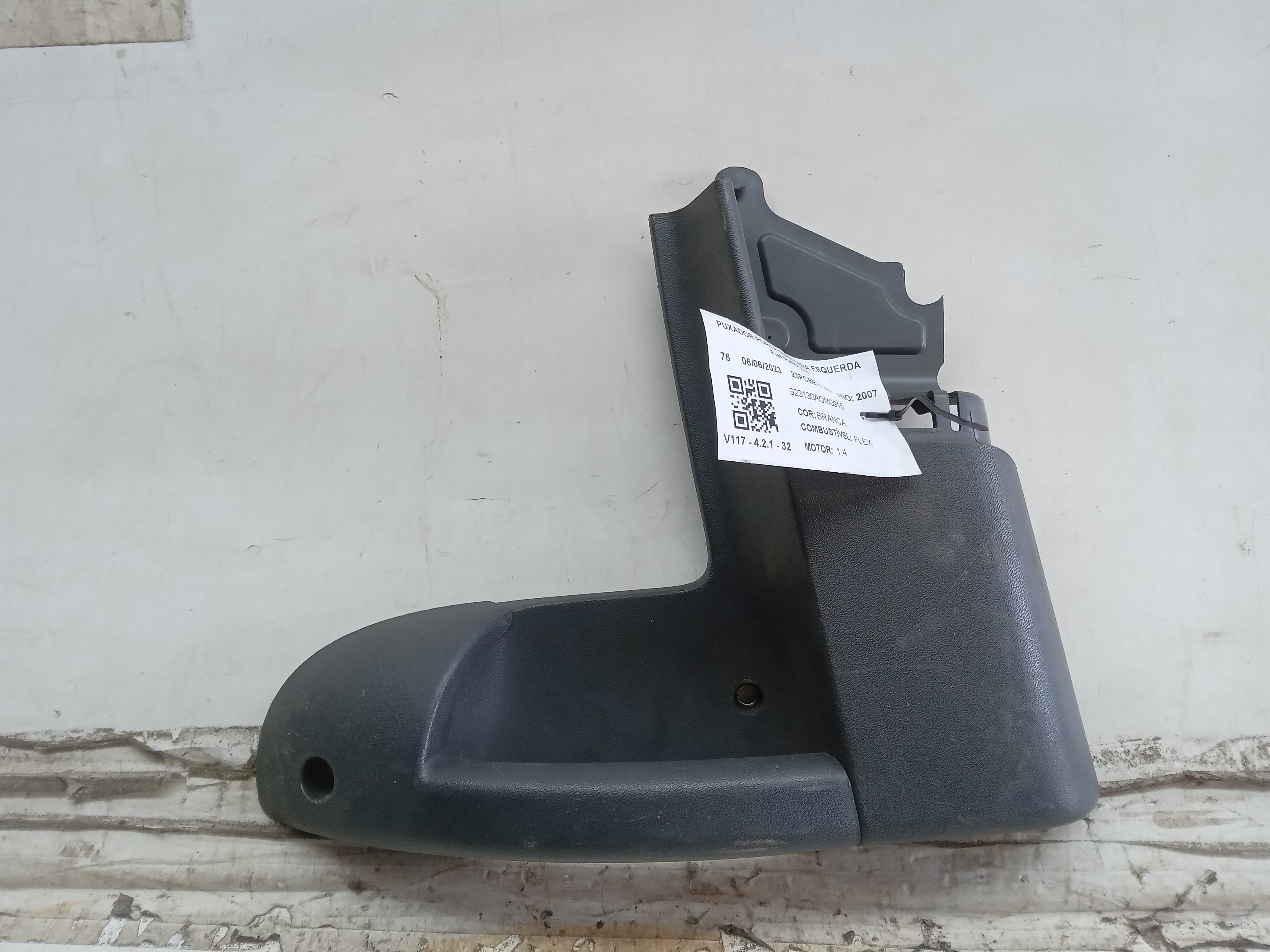 PUXADOR PORTA DIANT LE Fiat Palio 2007