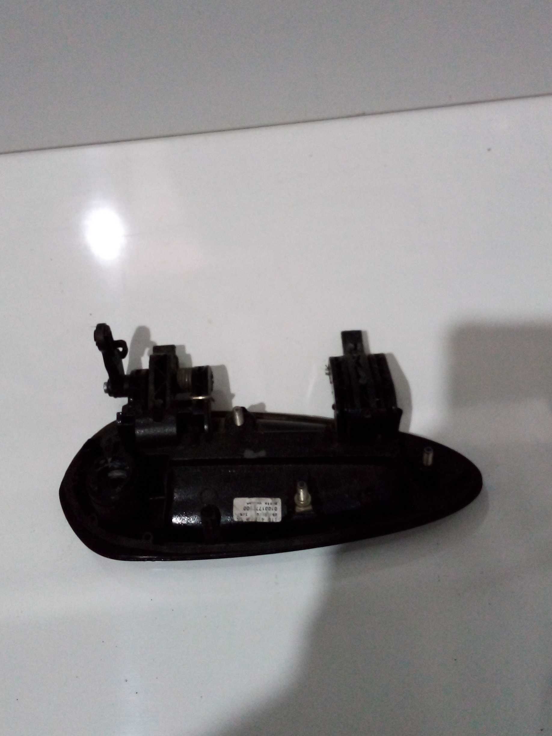 Maçaneta externa dianteira esquerda Fiat Linea/punto 2010 3