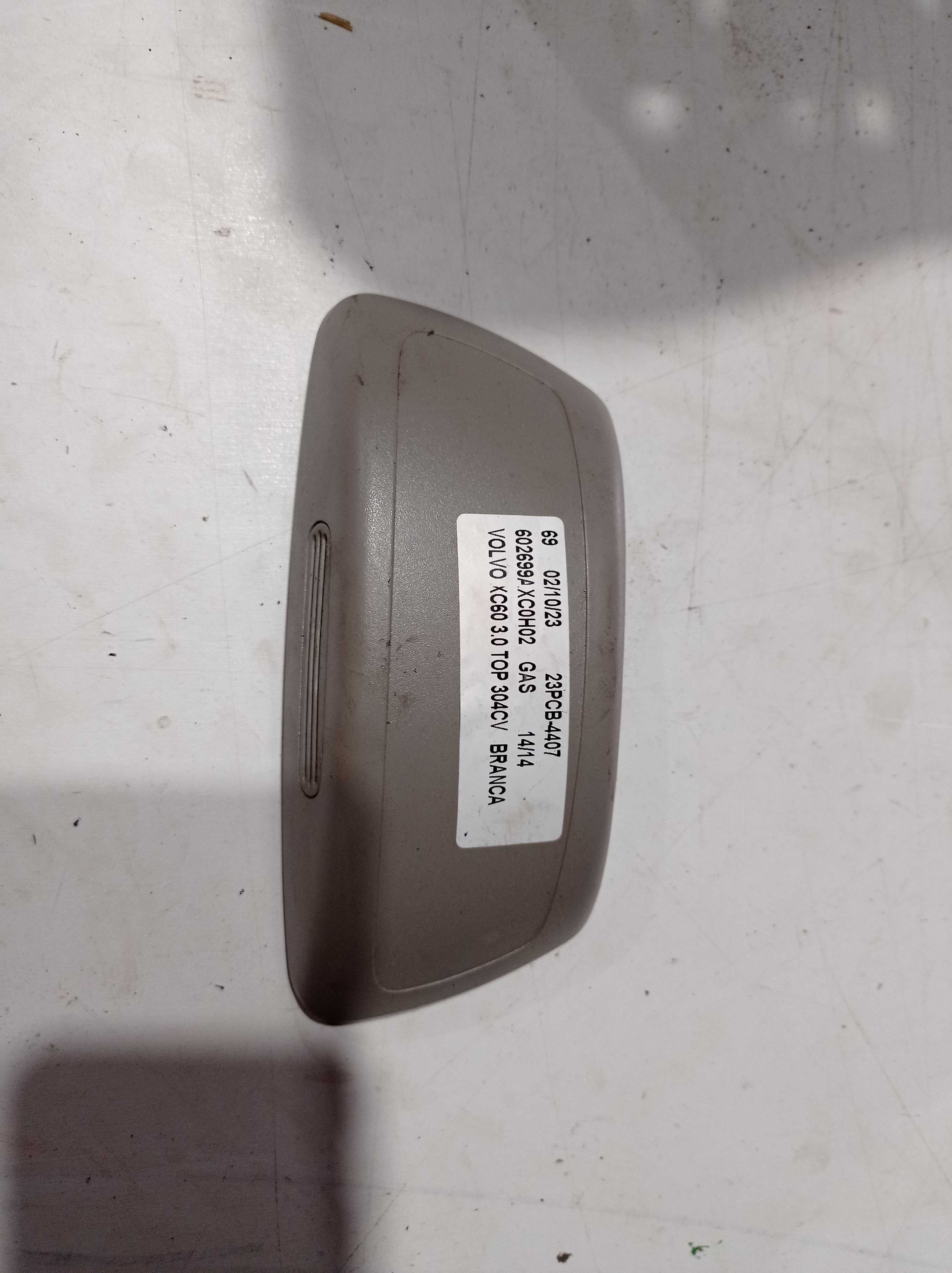 ACABAMENTO SENSOR ALARME VOLVO XC60 2017 1
