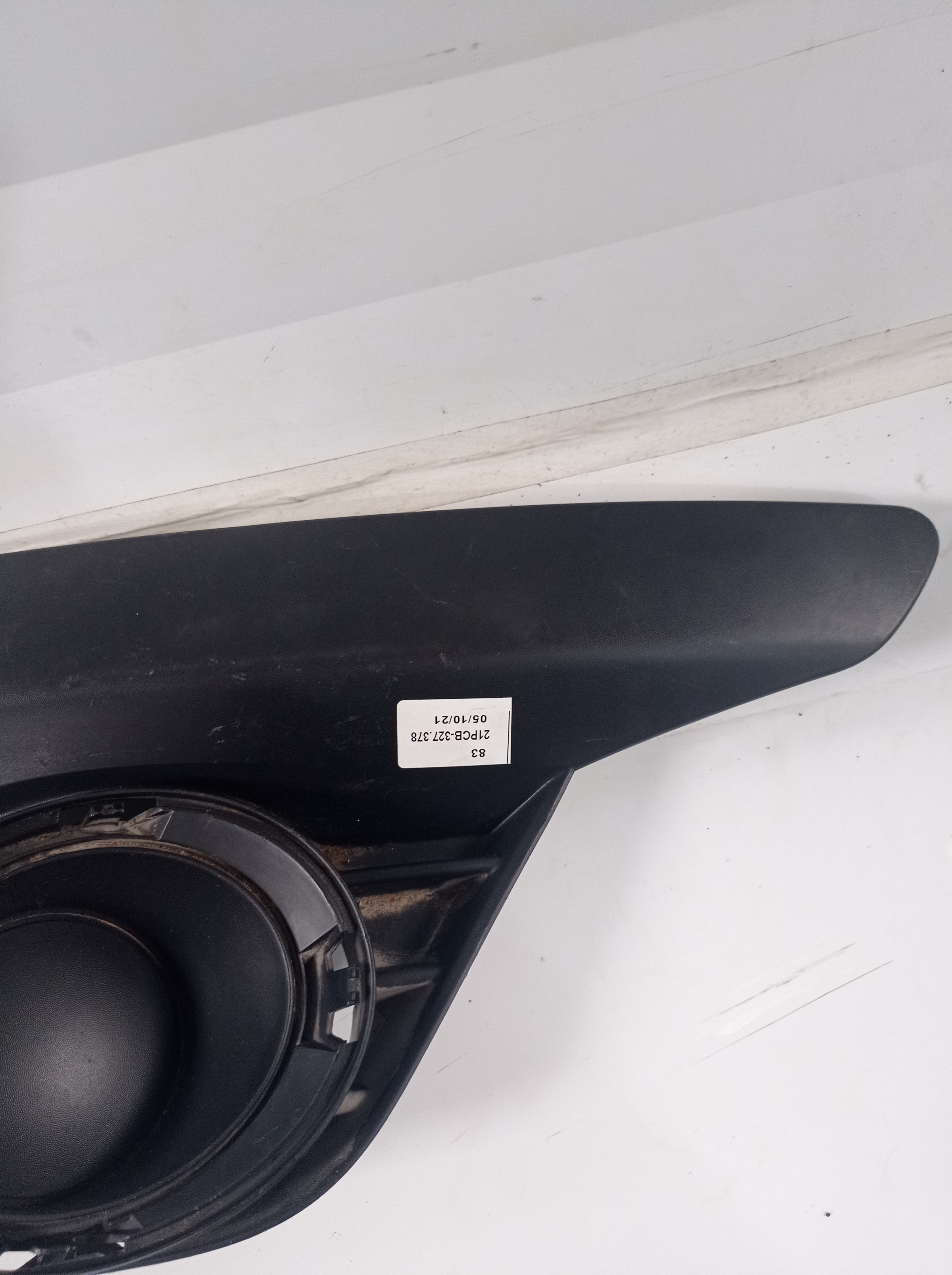 263317695r Moldura Farol Milha Direito Renault Sandero 2020 2