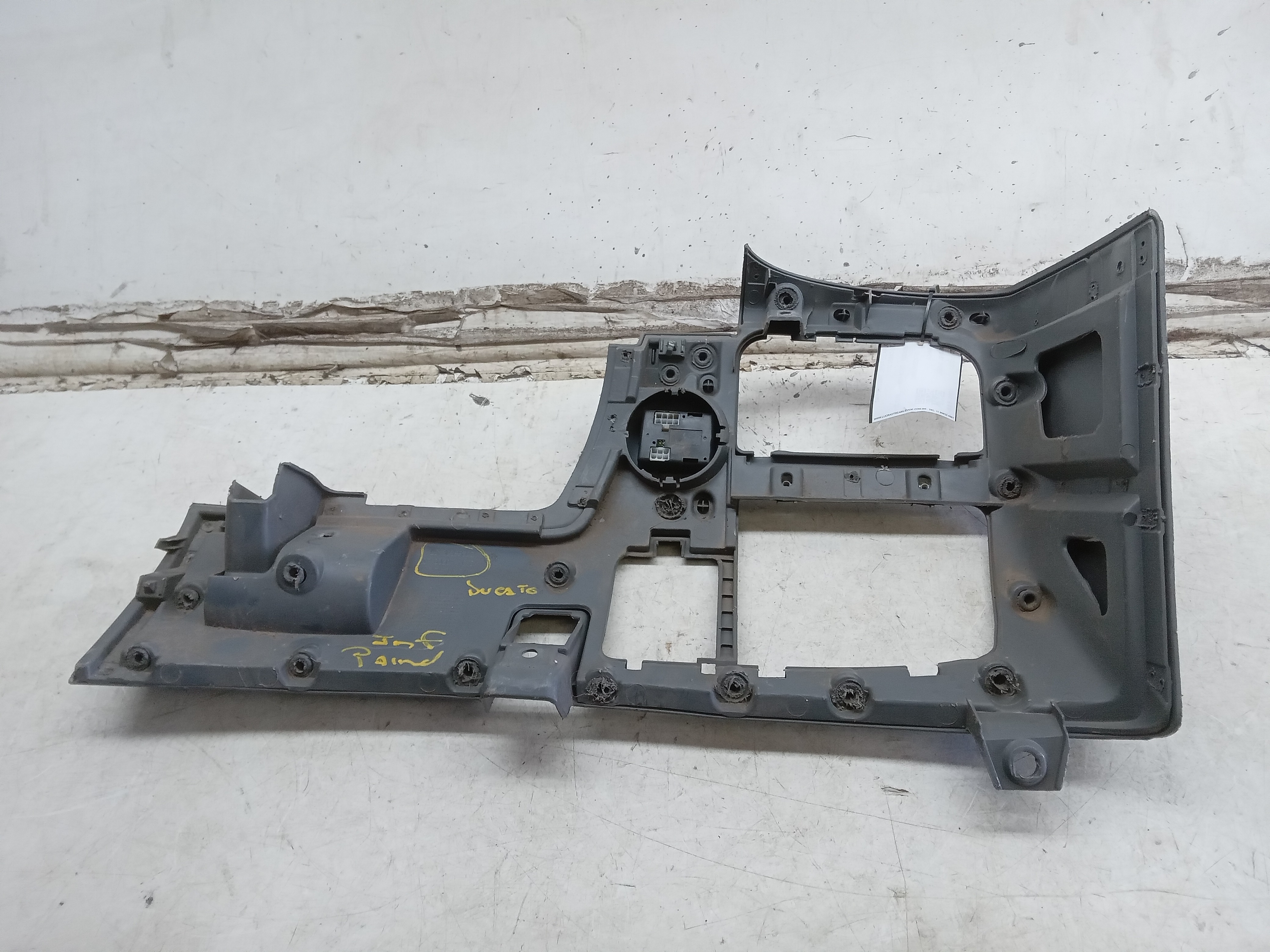 MOLDURA TAMPA INFERIOR PAINEL FIAT DUCATO CARGO 2011 2