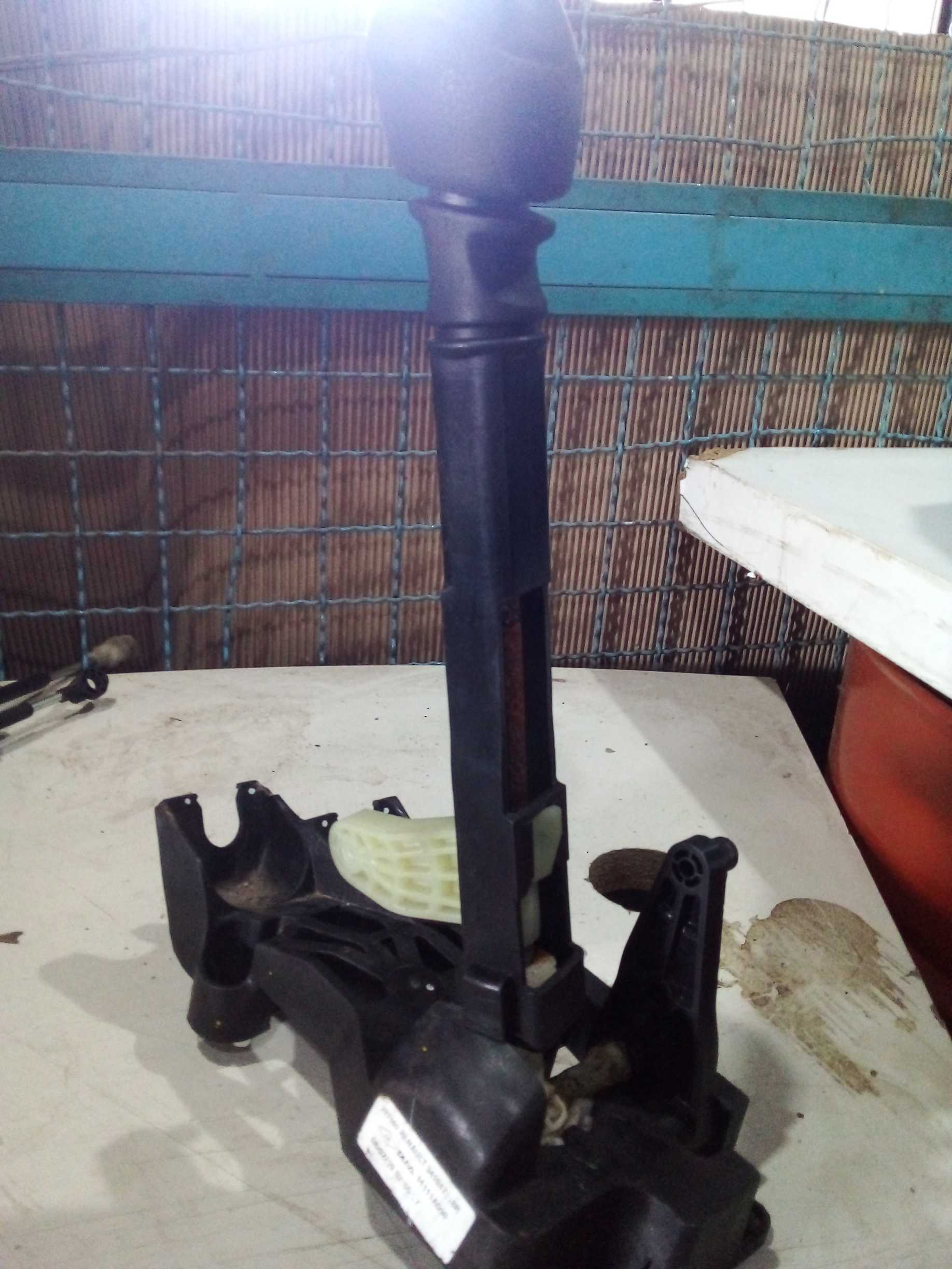 ALAVANCA DE MARCHA Renault Kwid 2019  34103758r