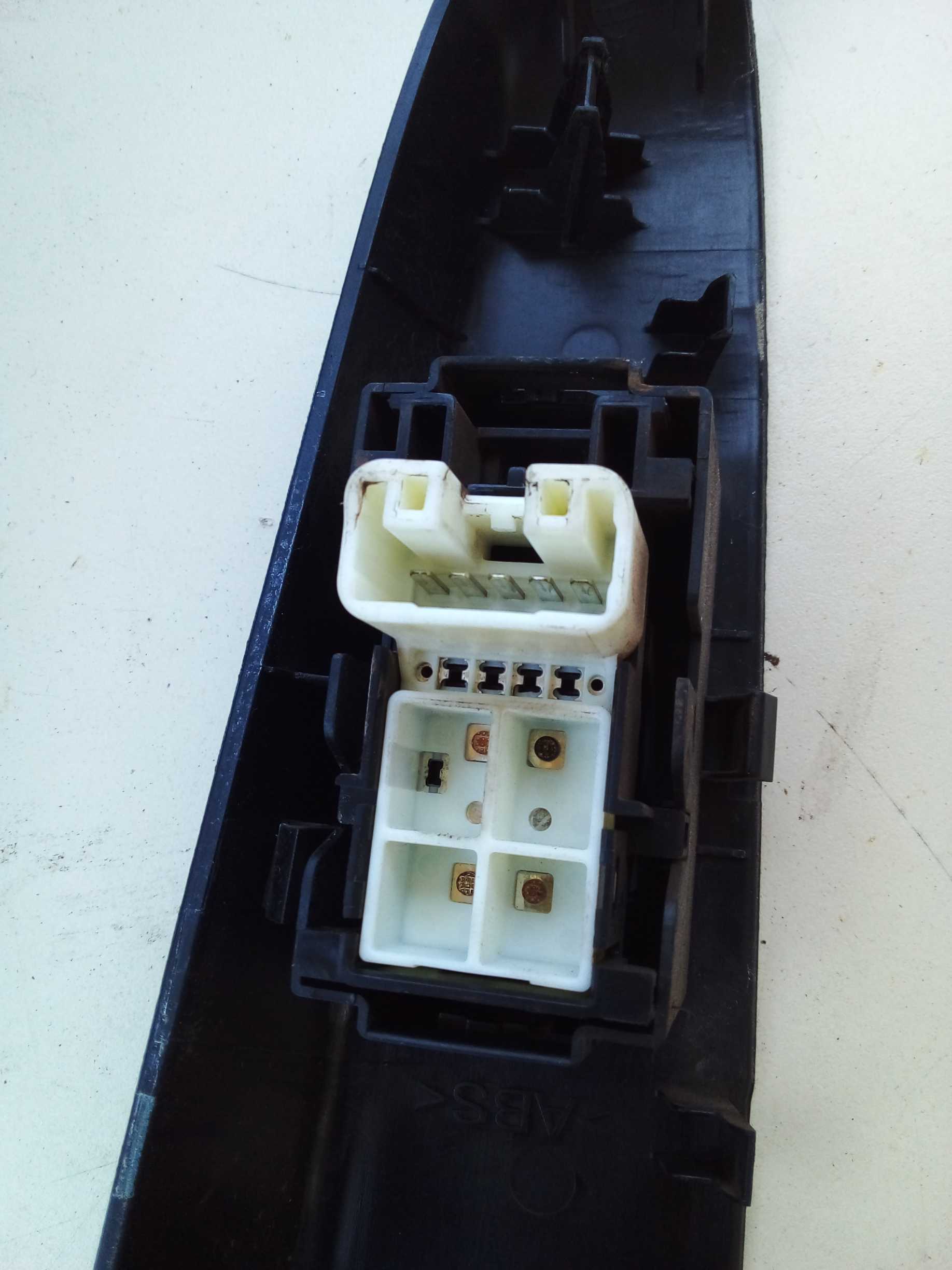 COMANDO VIDRO ELETRICO POETA TRÁS ESQUER ETIOS 2018 HATCH 1