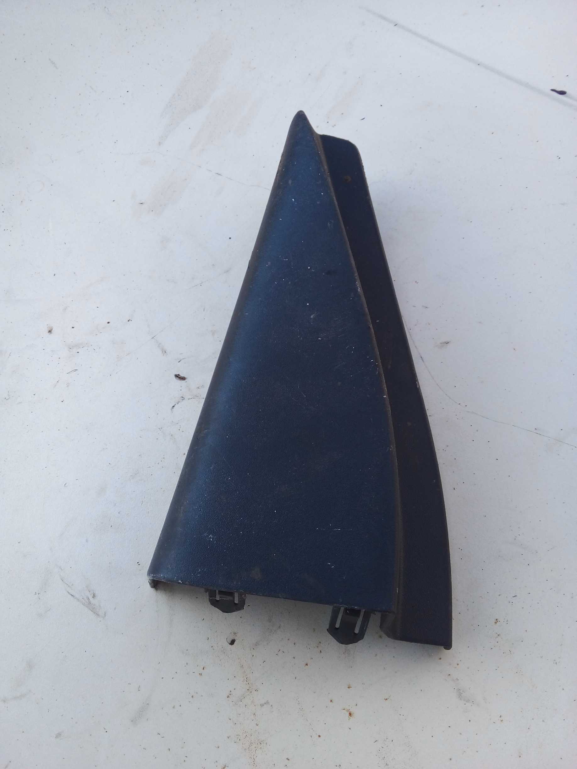 MOLDURA PORTA TRÁS DIREITA  9473600006 1