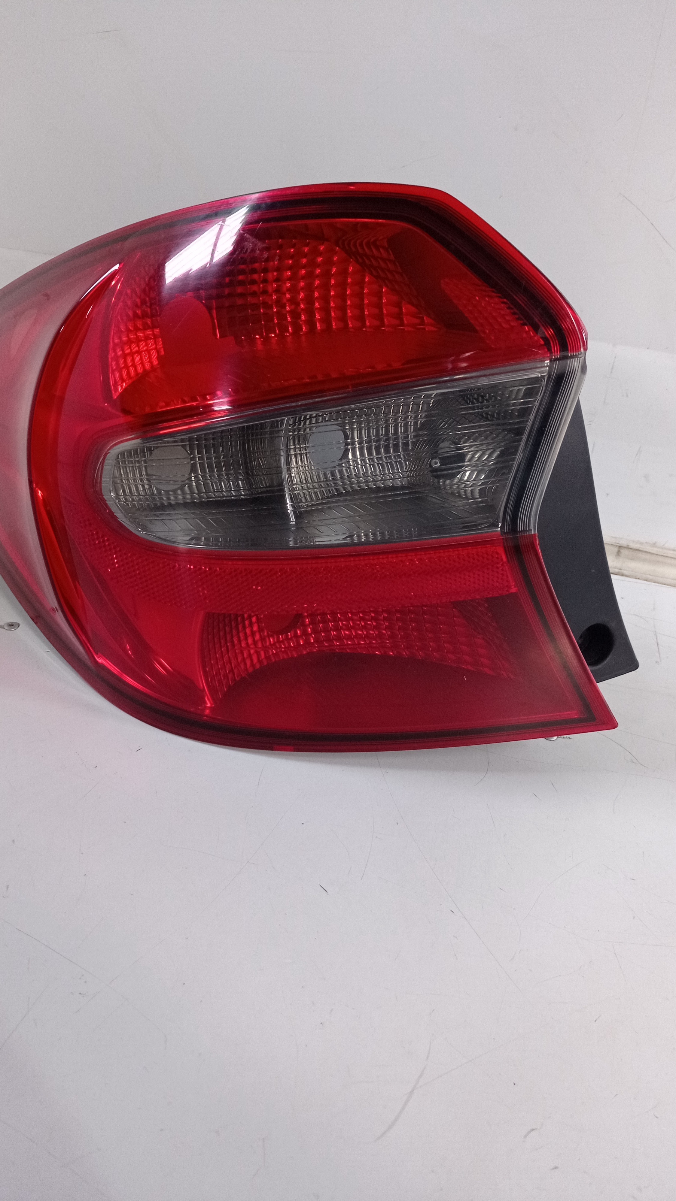 Lanterna Traseira Esquerda Ford Ka Sedan 2014 2016 Recu 2