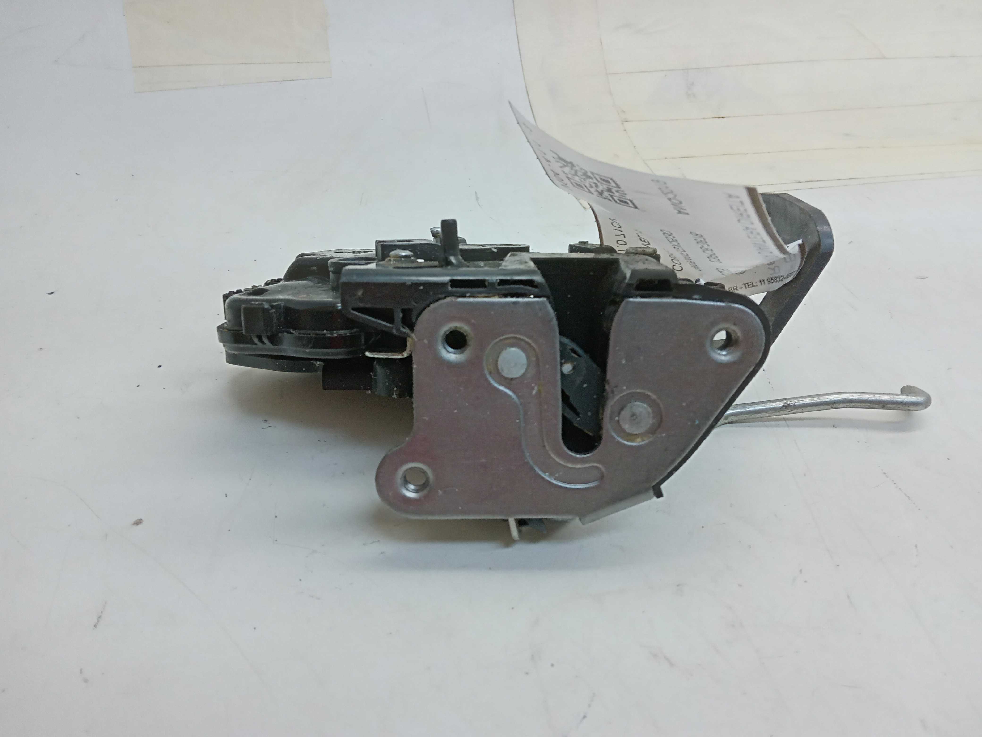FECHADURA DA PORTA DIANTEIRA DIREITA Renault Kwid 2019 3