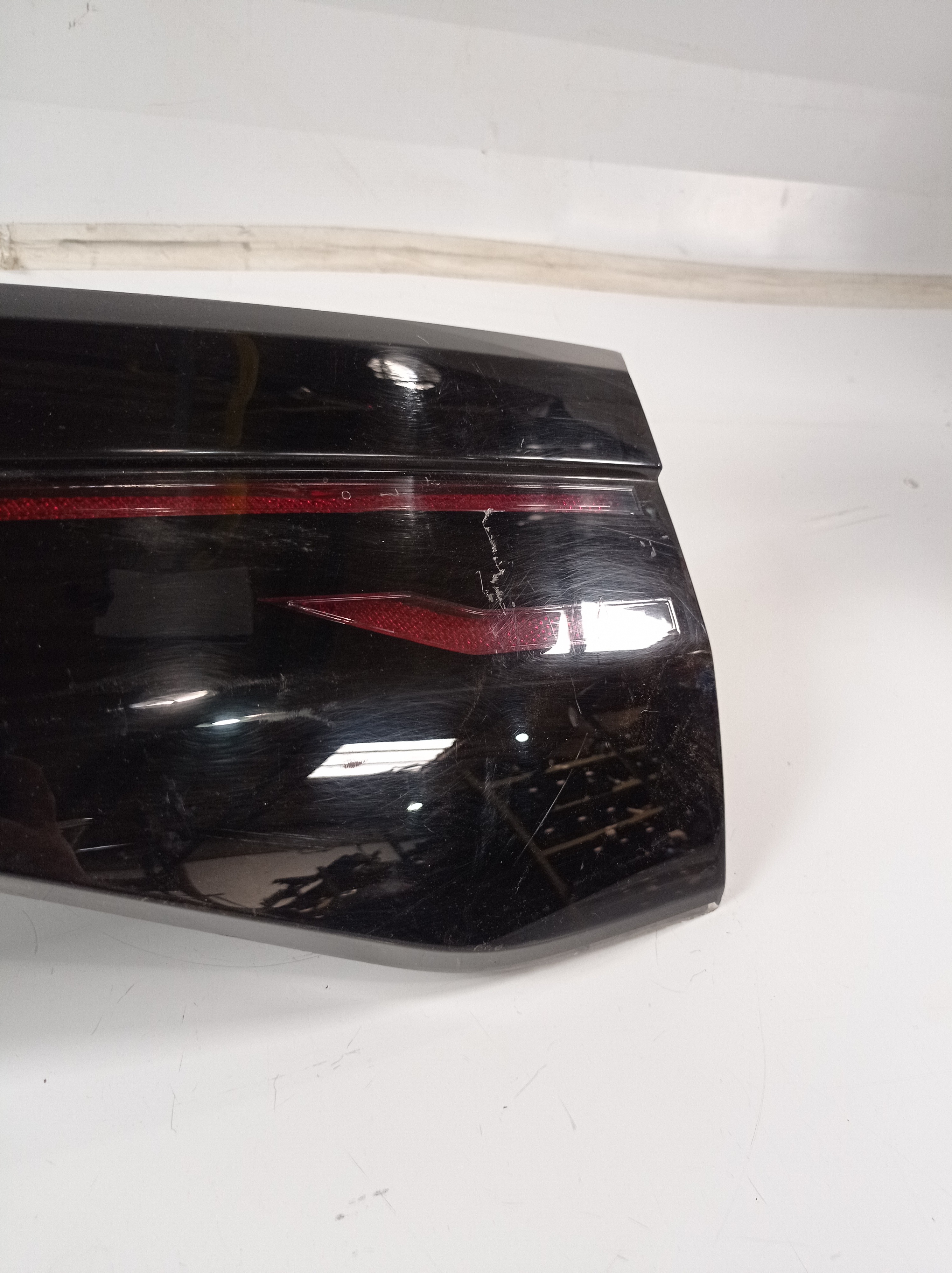 2gp827577 Moldura Aplique Tampa Traseira Vw Tcross 2019 2020 4