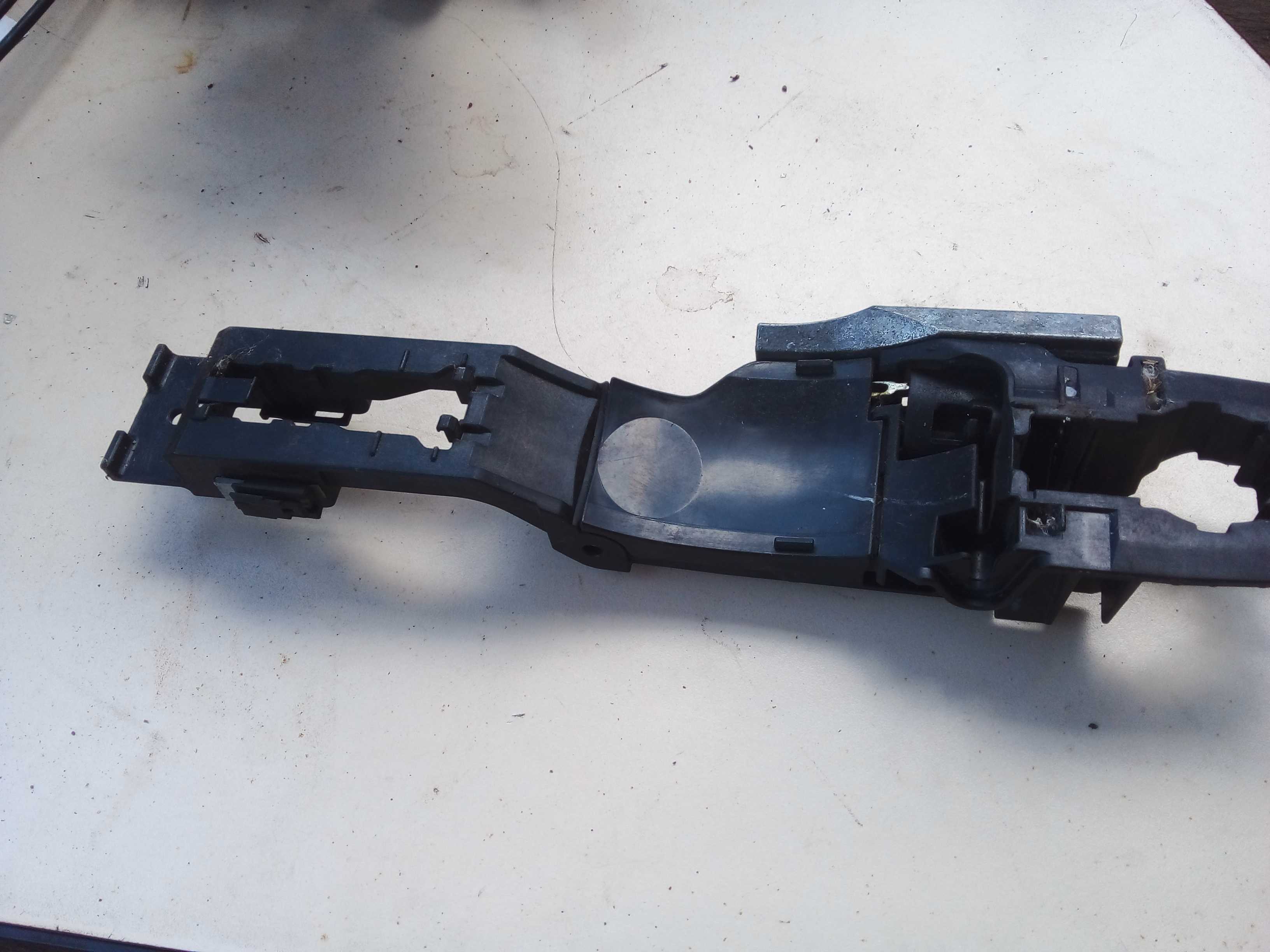 BASE SUPORTE MAÇANETA DIANT ESQUERDA SENTRA 2014 PA62 1