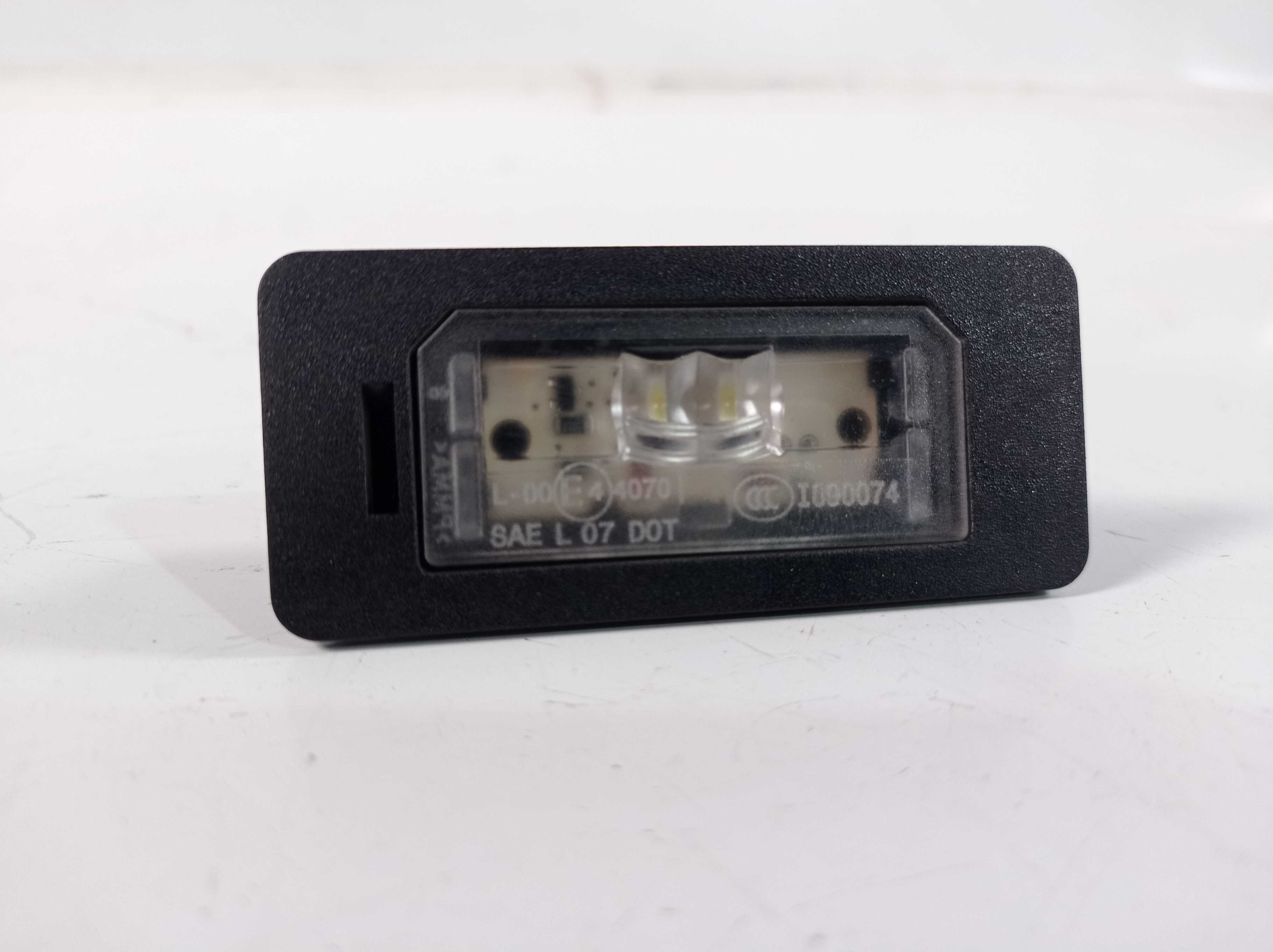 Luz Led Placa Bmw 320i 2014/2015 Original 3