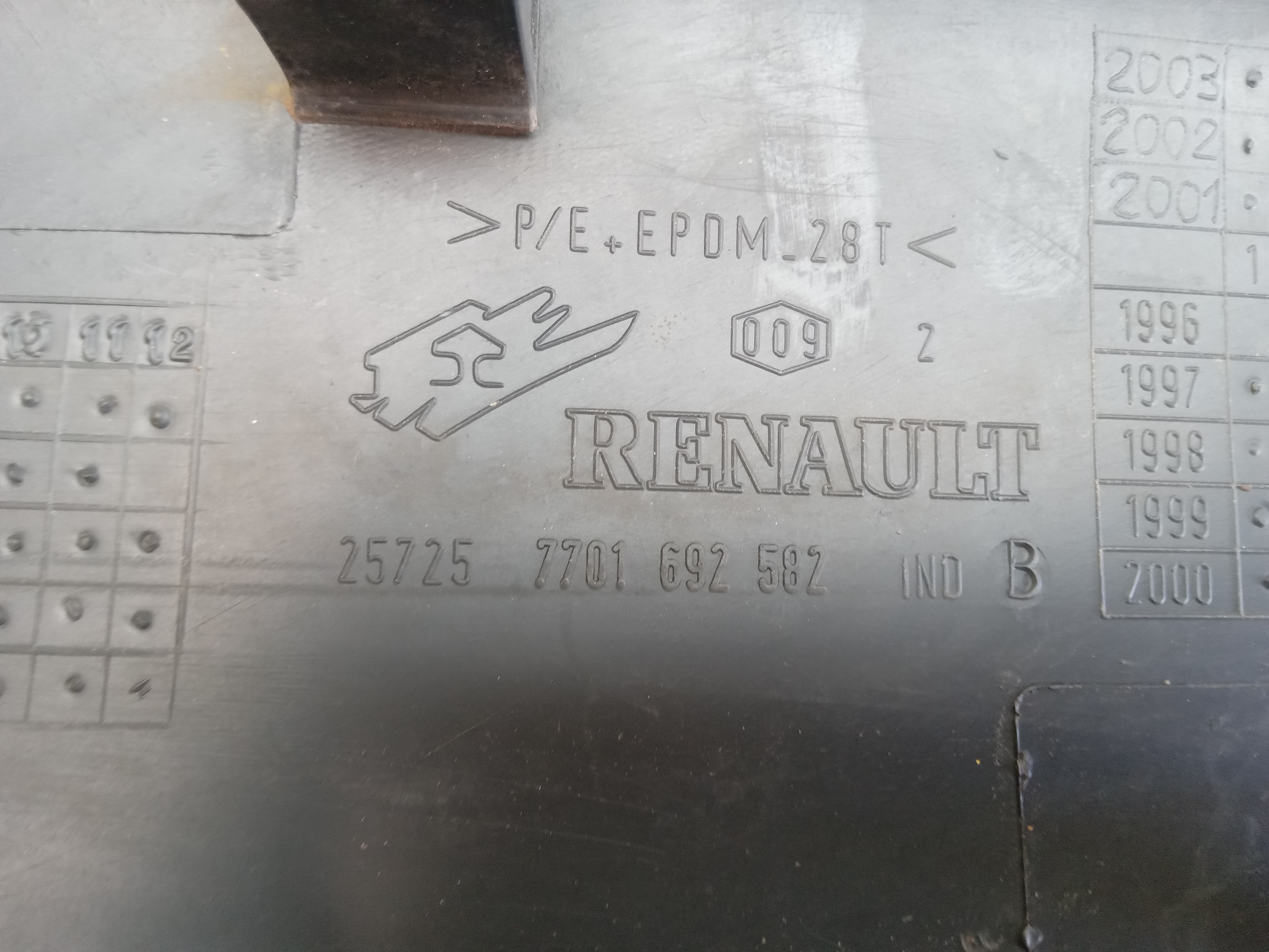 FRISO LATERAL PORTA DE CORRER RENAULT MASTER 2010