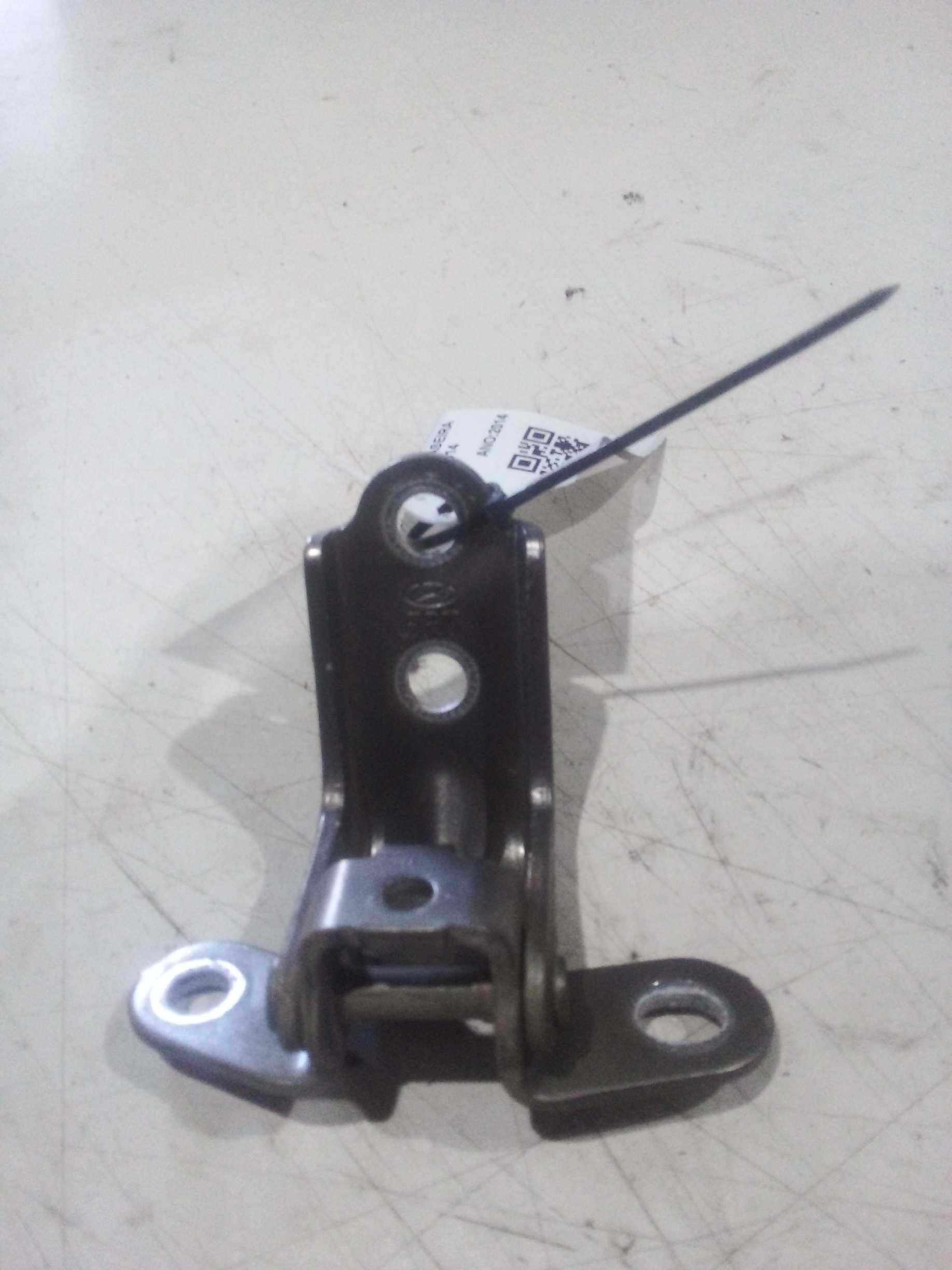 DOBRADIÇA INFERIOR PORTA TRASEIRA ESQUERDA KIA PICANTO 2014 2