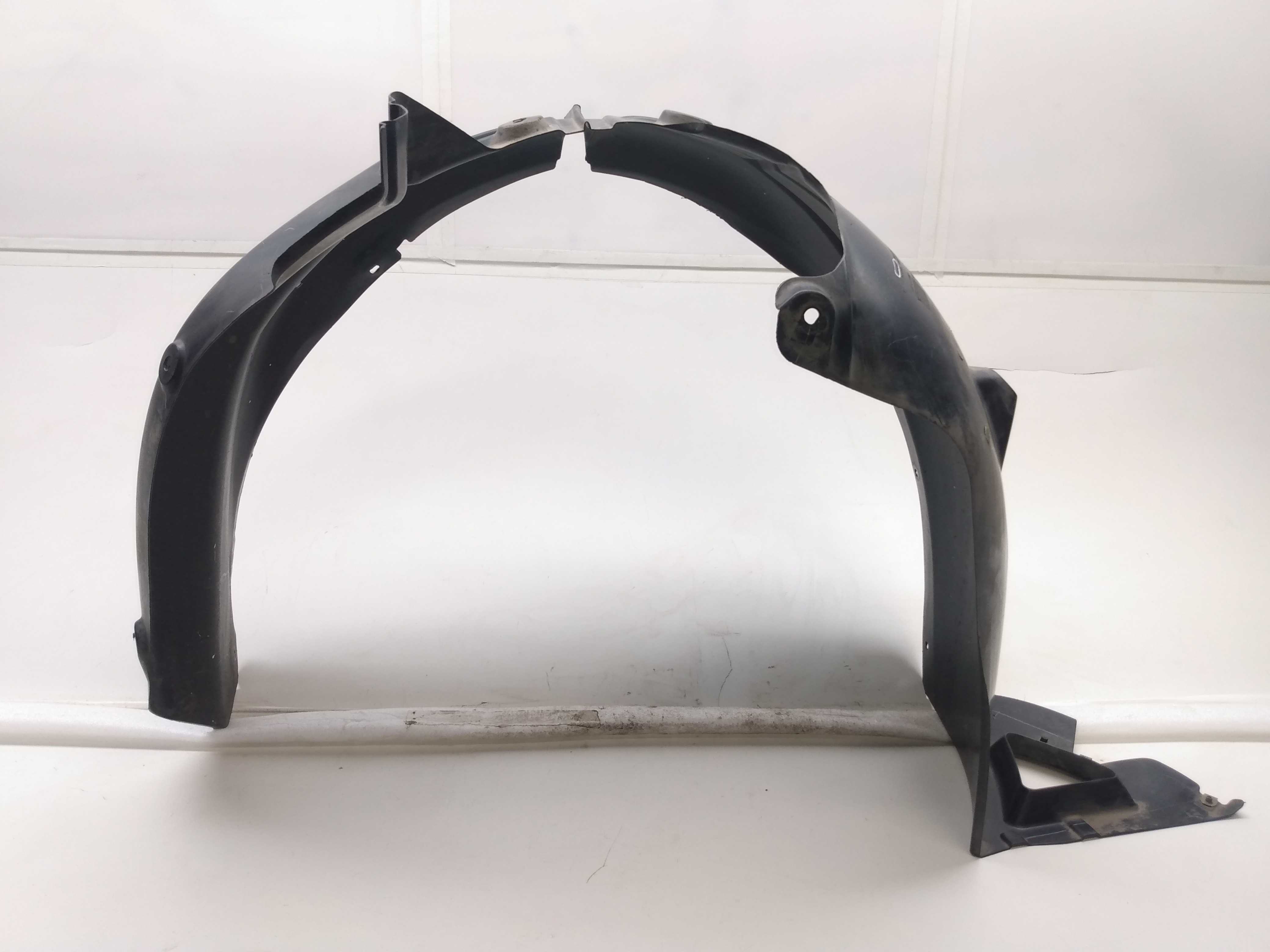 26212183  Parabarro Dianteiro LE GM Onix 2020 P RECUPERAR 4