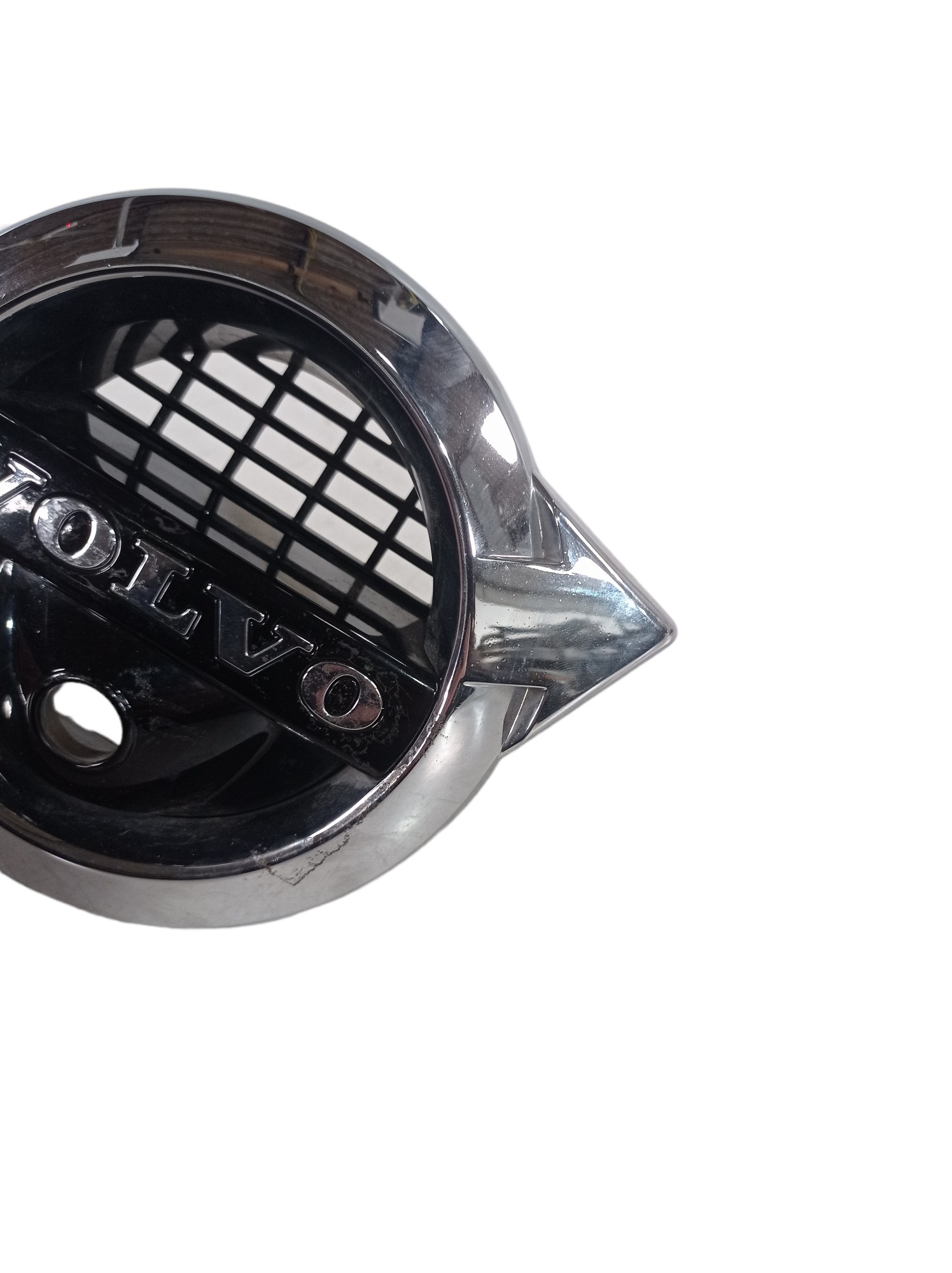 Emblema Grade Dianteira Volvo Xc60 Xc90 2018 4