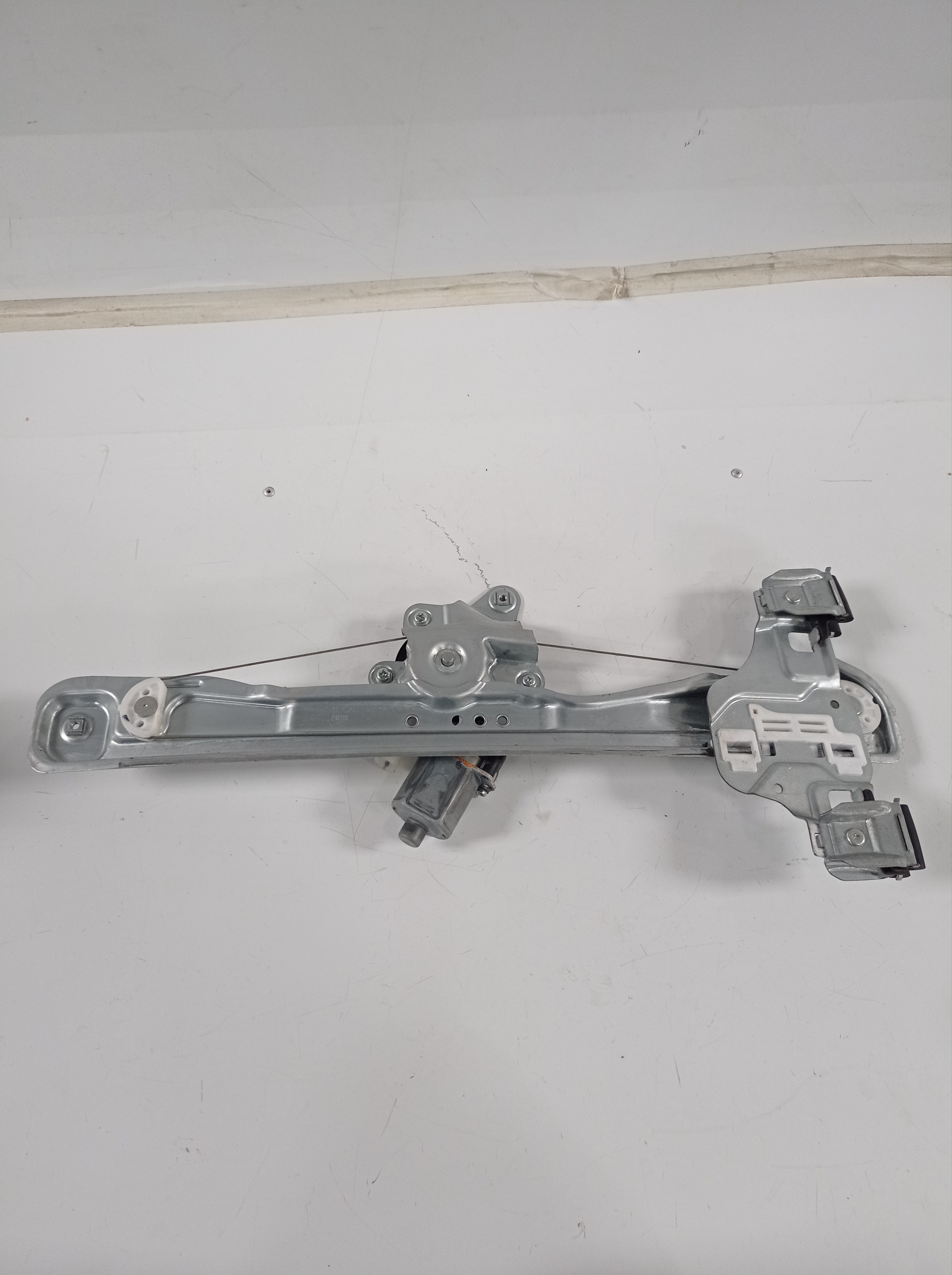 Máquina Vidro Traseiro Com Motor Esquerdo Gm Spin 2019 2020 2
