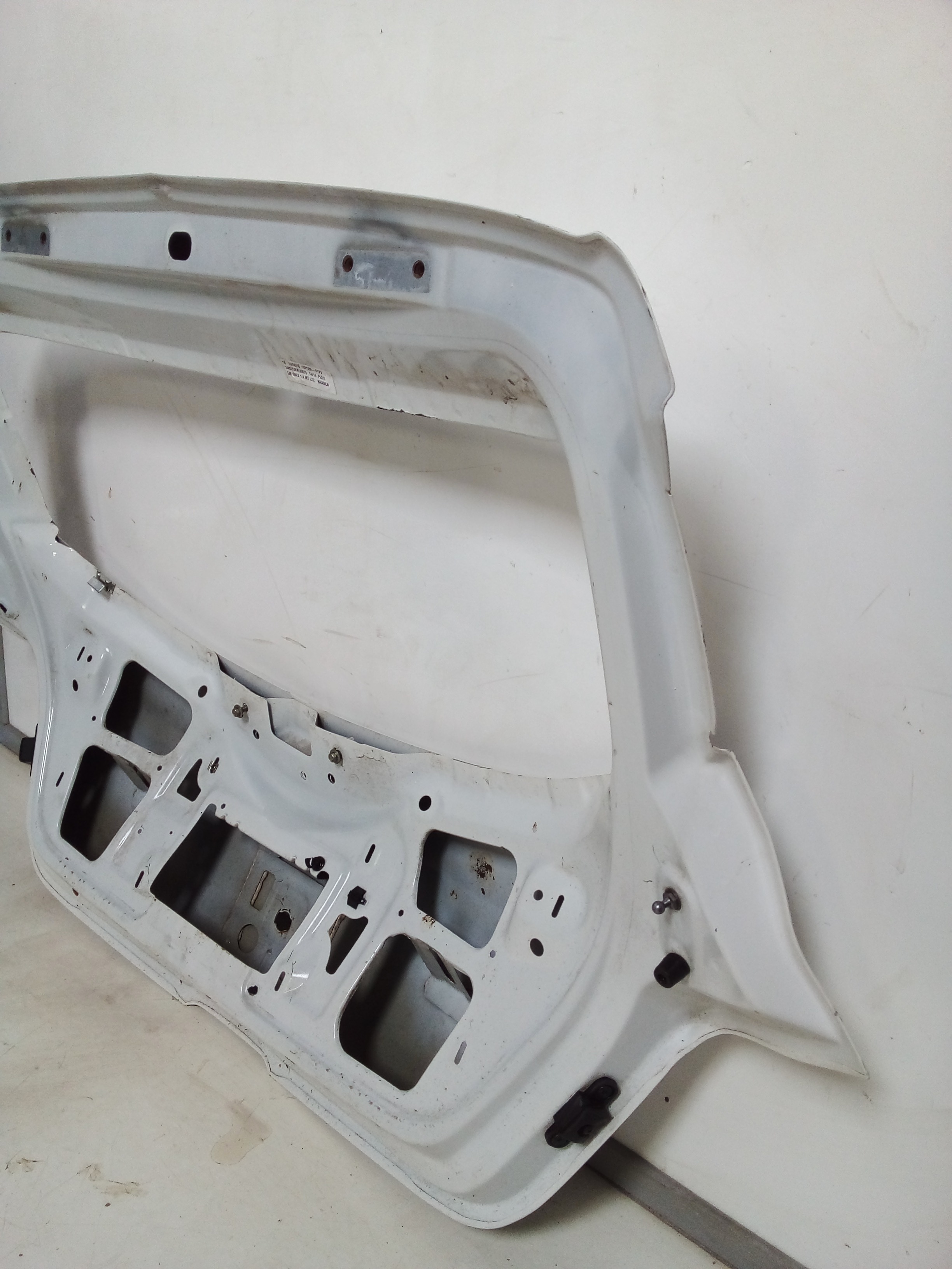 Tampa Traseira Chevrolet Onix 2014 Para Recuperar 7