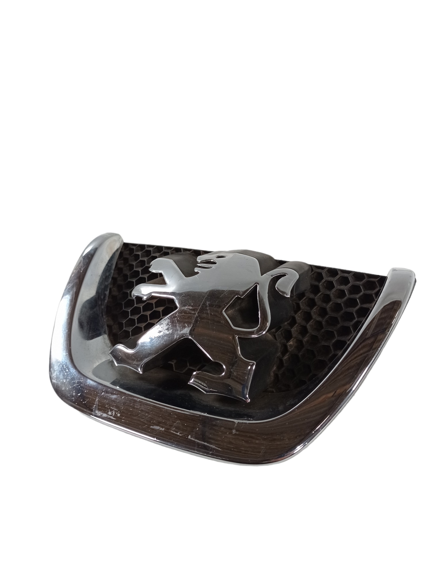 Emblema Grade Frontal Capo Peugeot 207 2008  A 2011 Original 3
